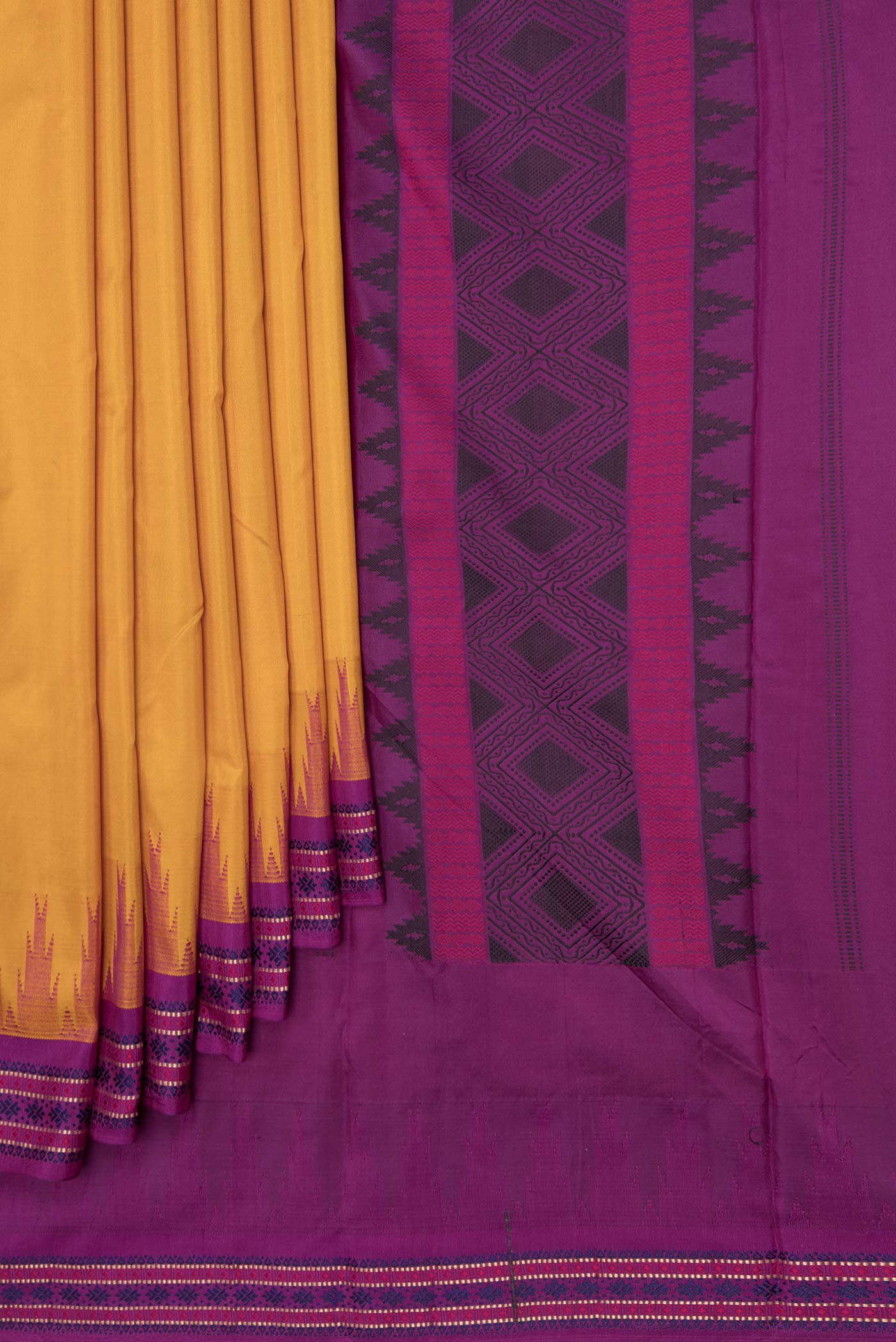 pleats pallu