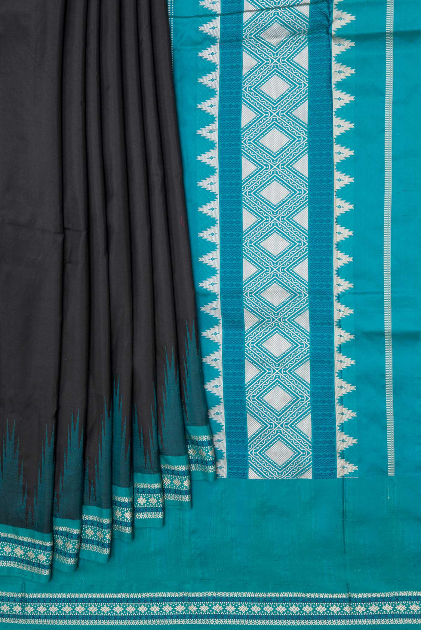 pleats pallu