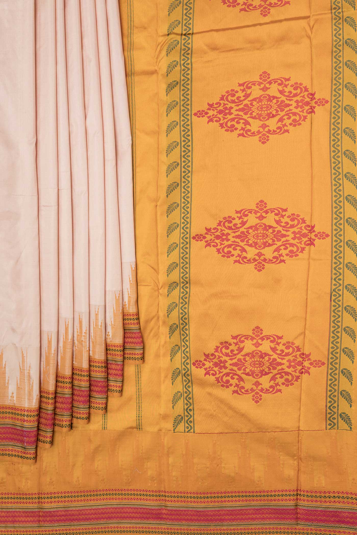pleats pallu
