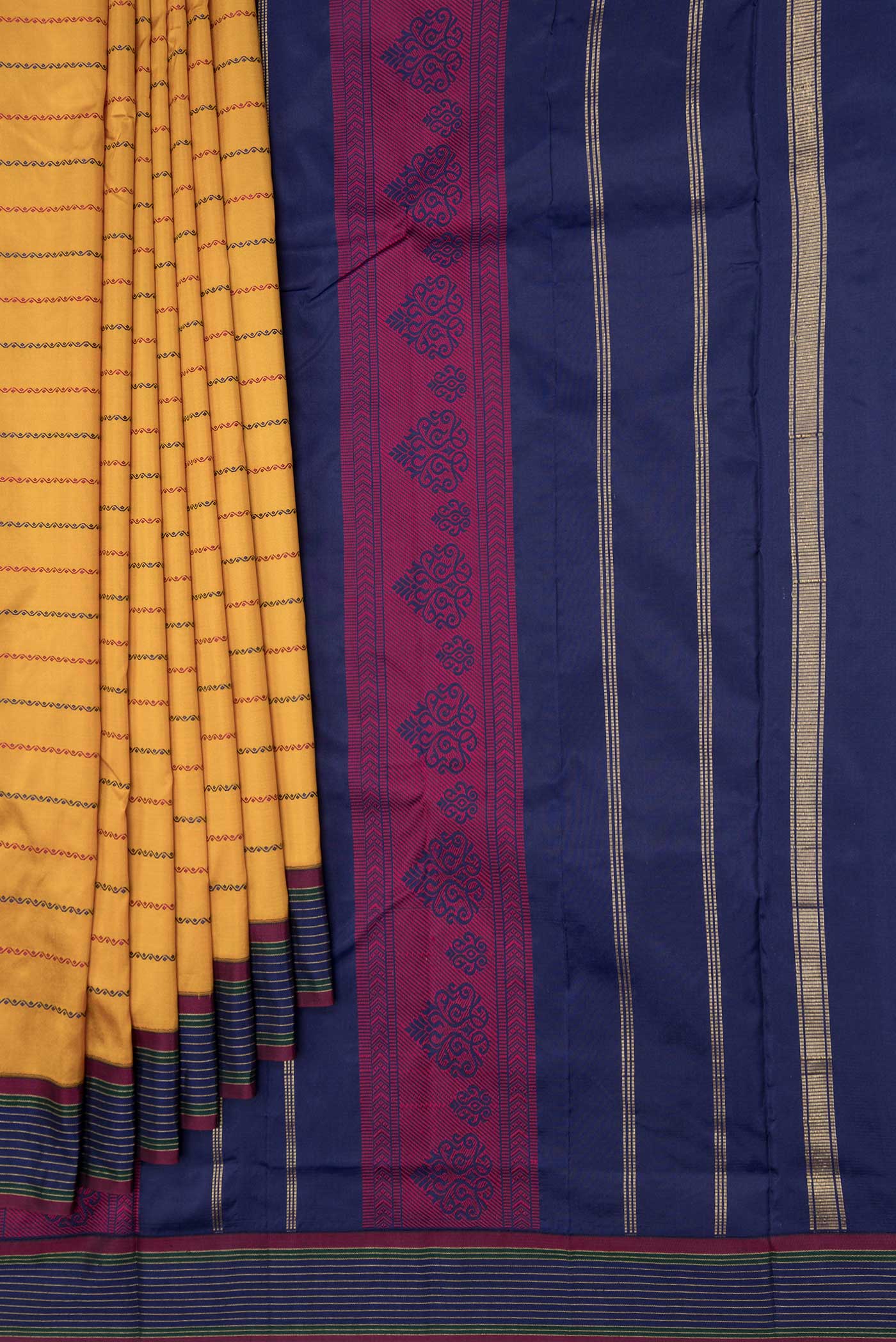 pleats pallu