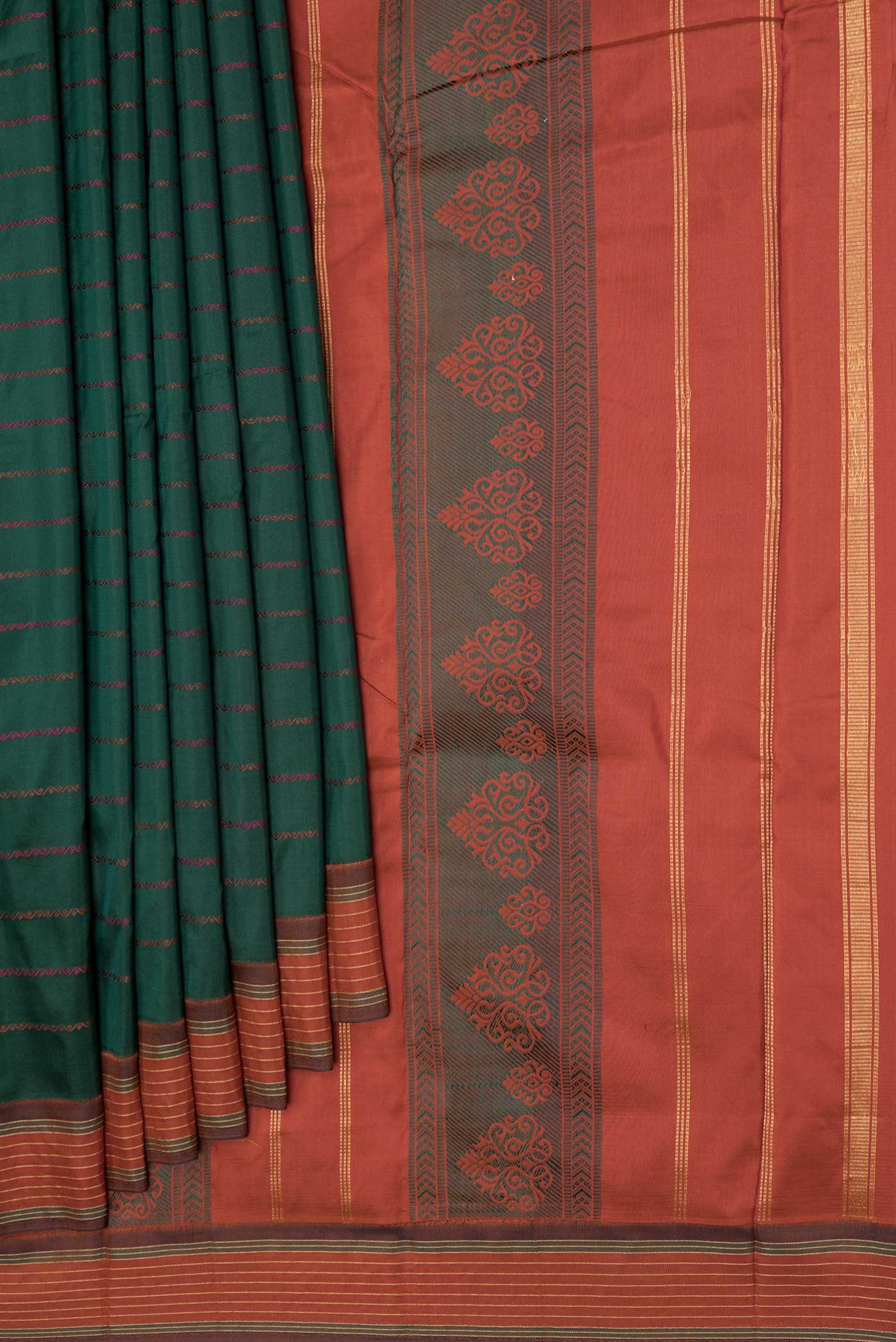 pleats pallu