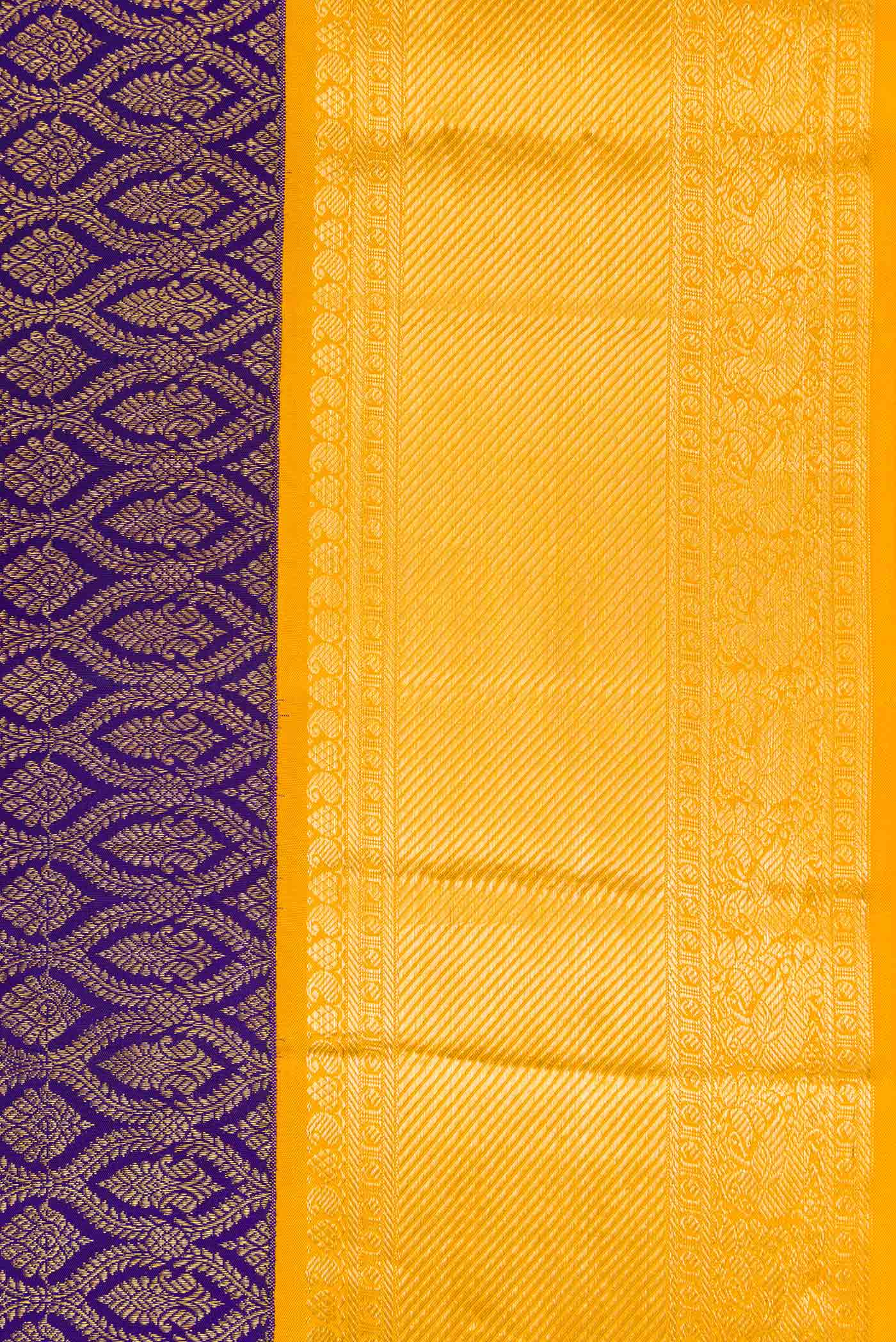 Border image of Navy Blue Dual Tone Kanjivaram Silk Saree with Zari Brocade on the body and Zari Border. 