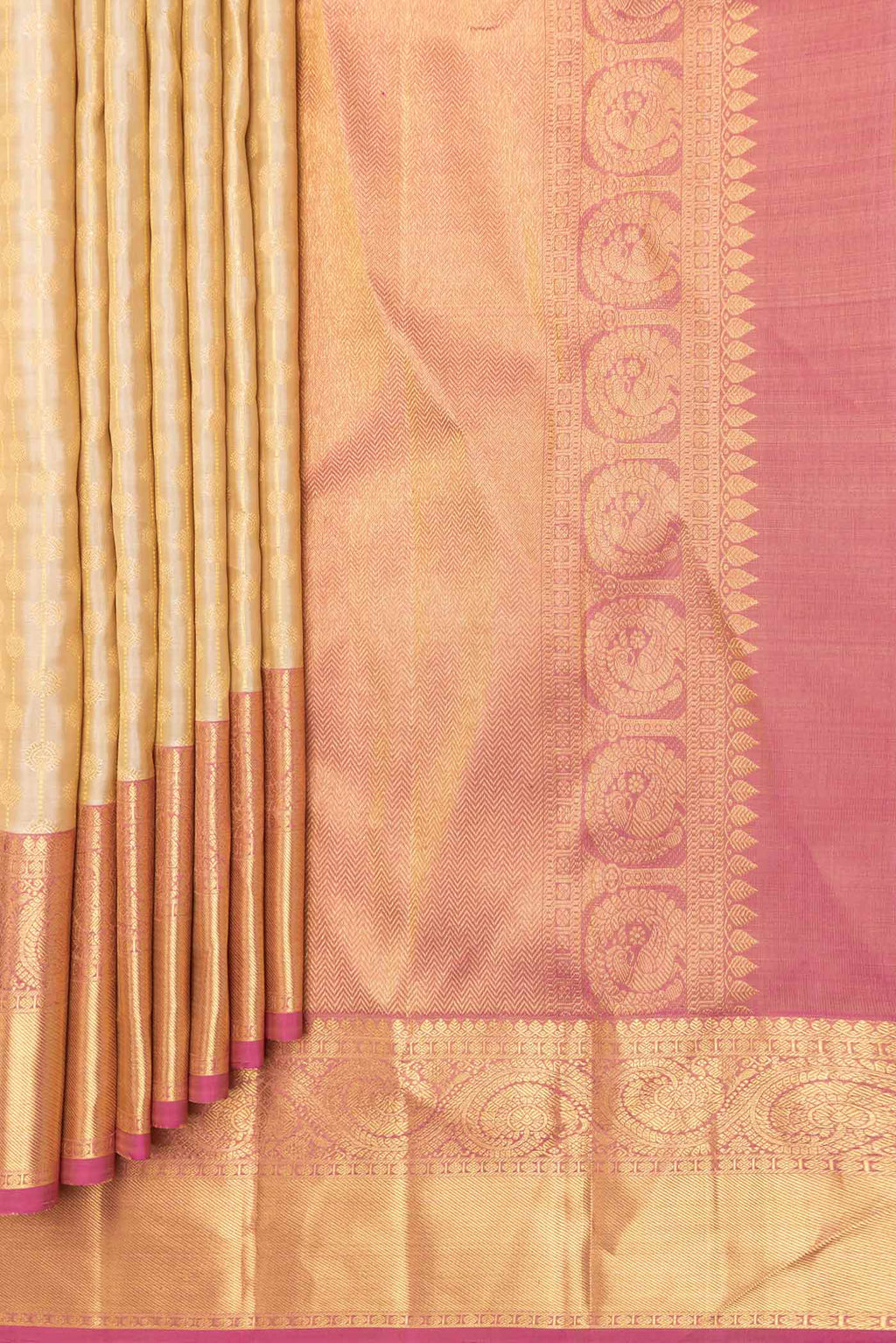 pleats pallu