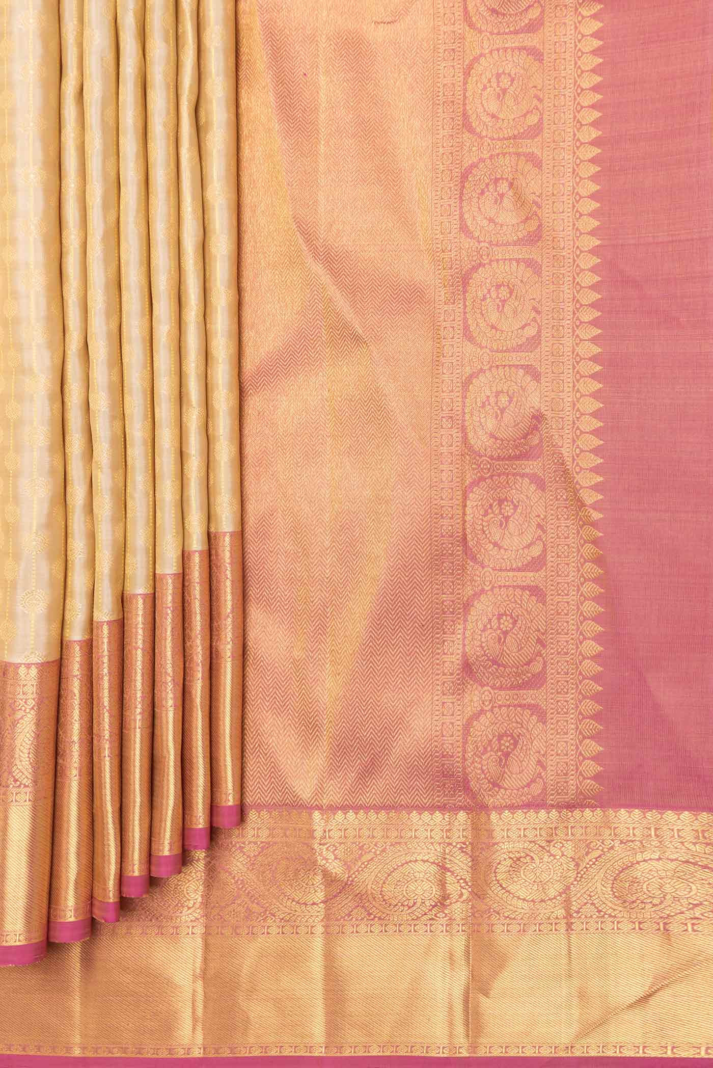 pleats pallu
