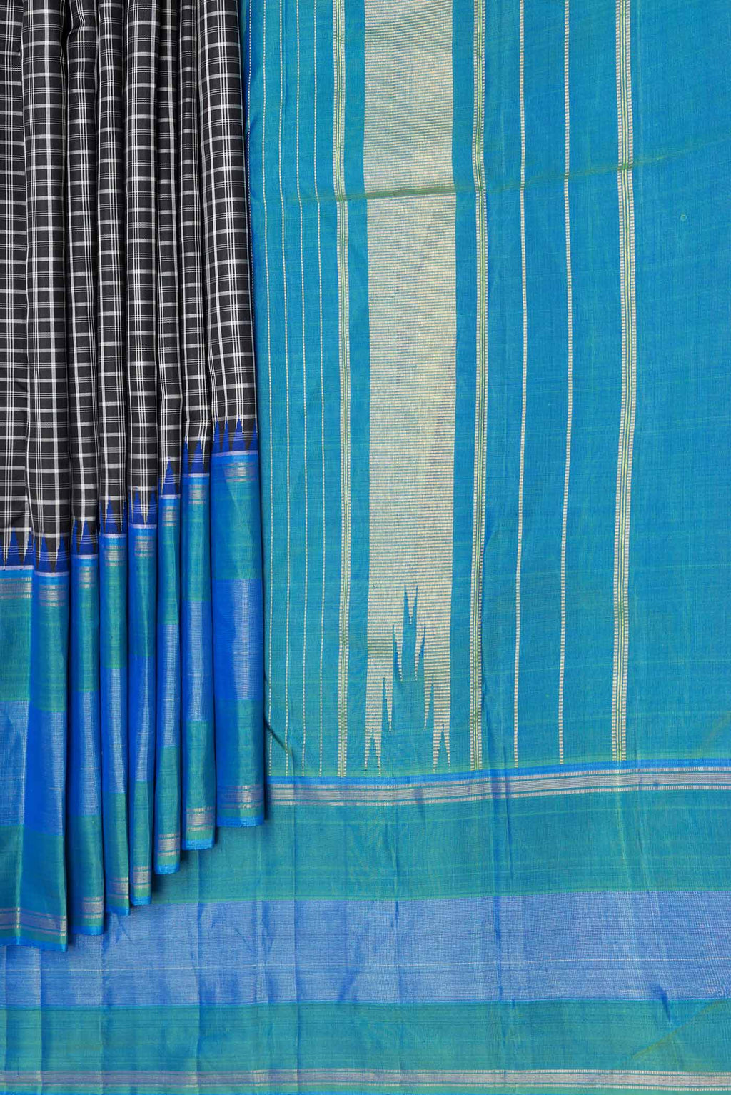 pleats pallu