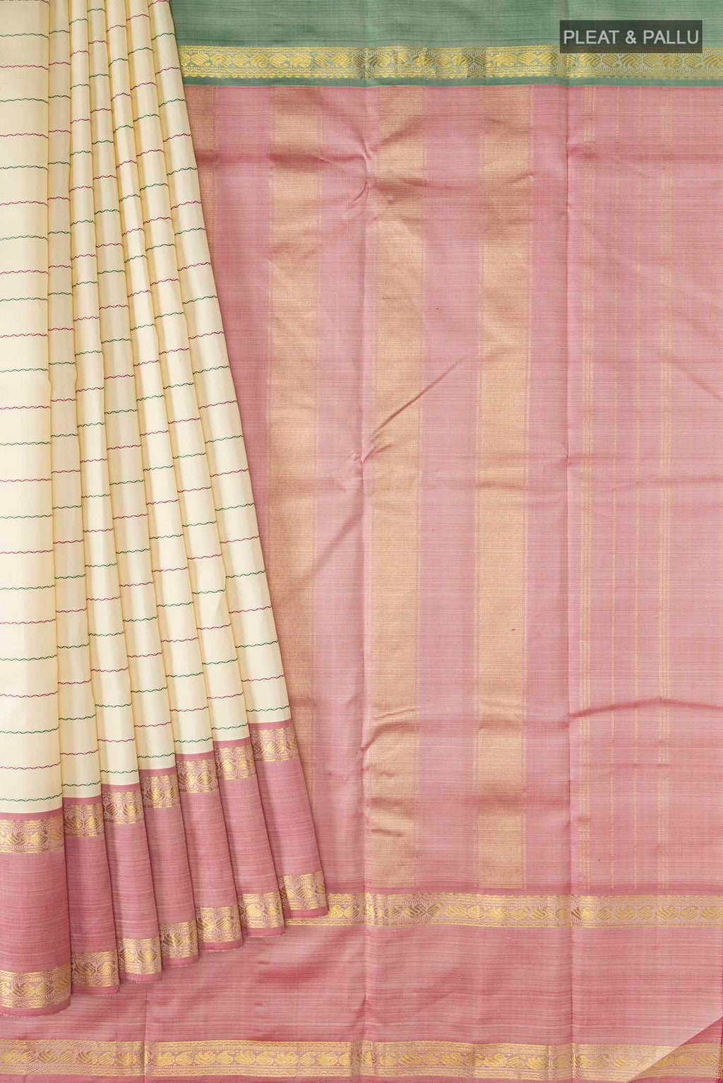 pleats pallu
