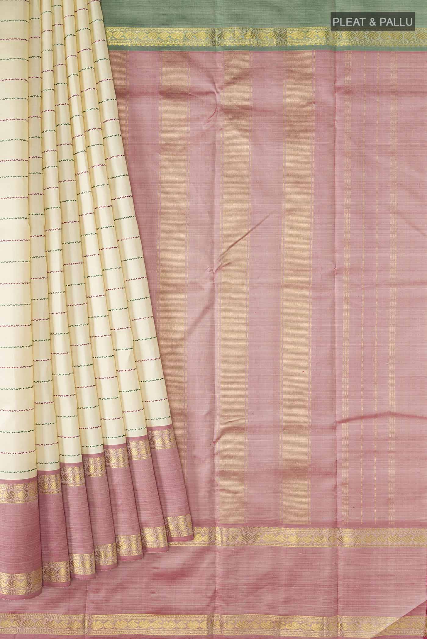 pleats pallu