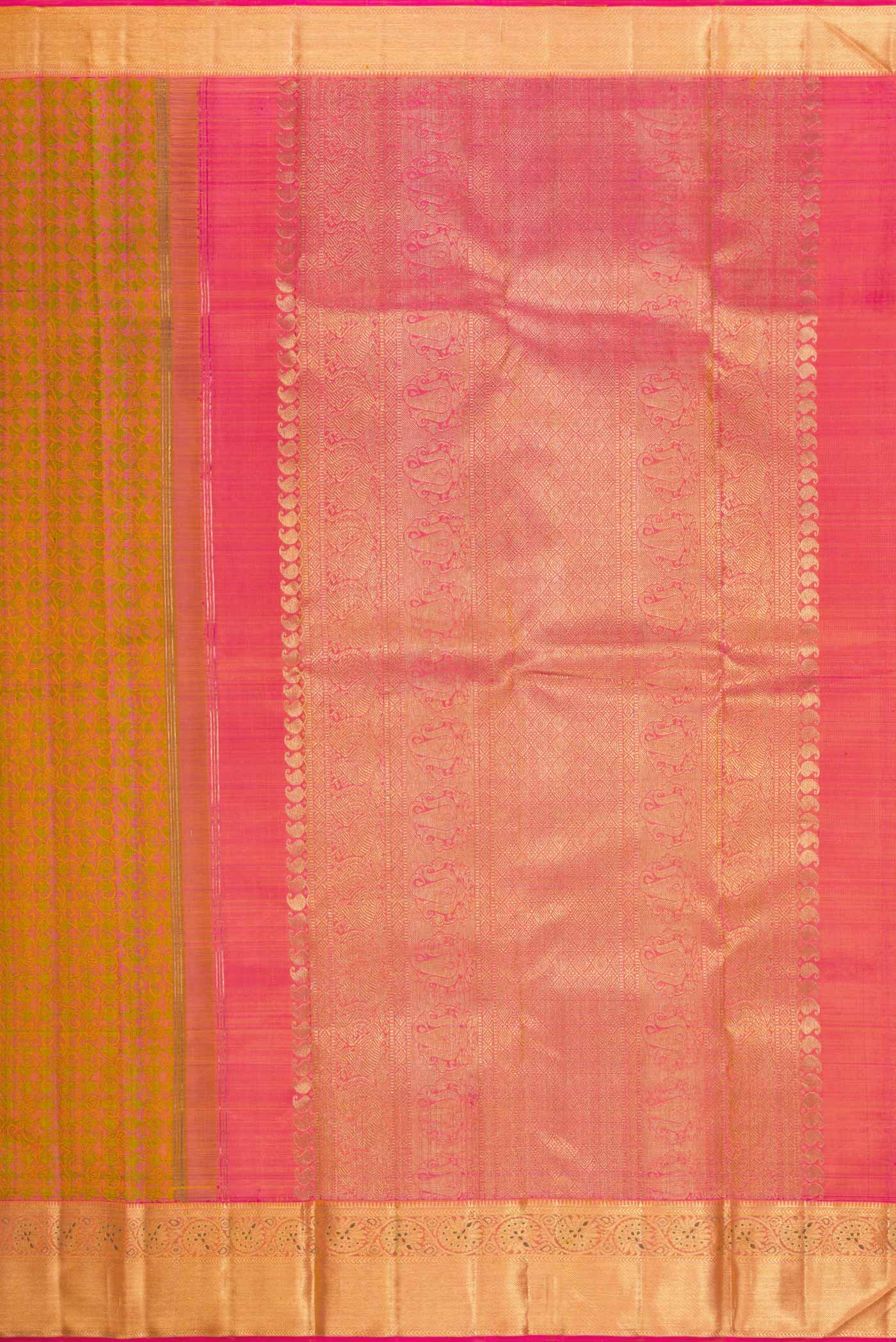 Close up image of the pallu of Pure Silk Pure Zari Pink Dual Tone Kanchipuram Saree with Jacquard design on the body and Zari Border. 
