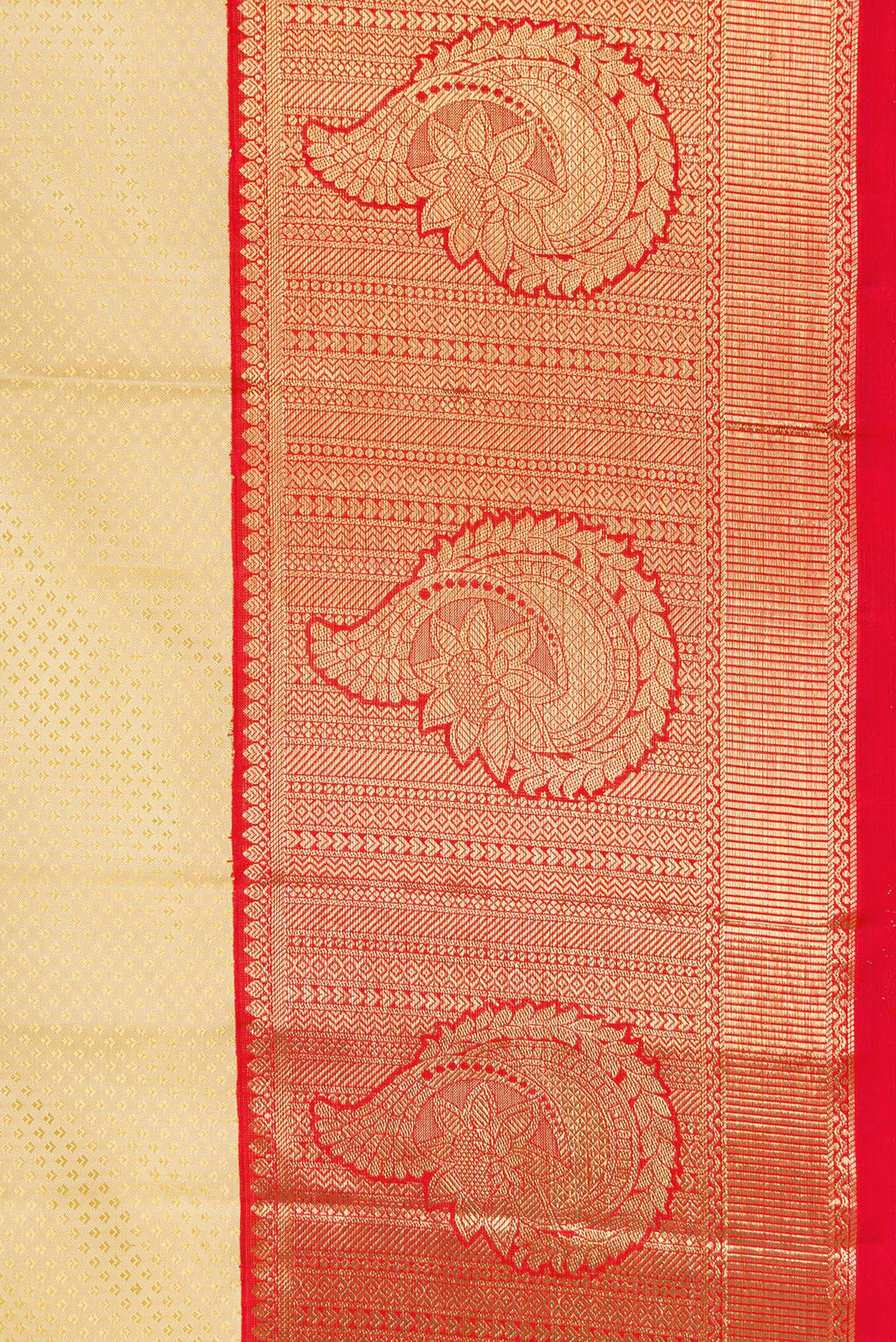 Border image of Sandal Dual Tone Kanchipuram Silk Saree with Jacquard design on the body and Zari Border. 