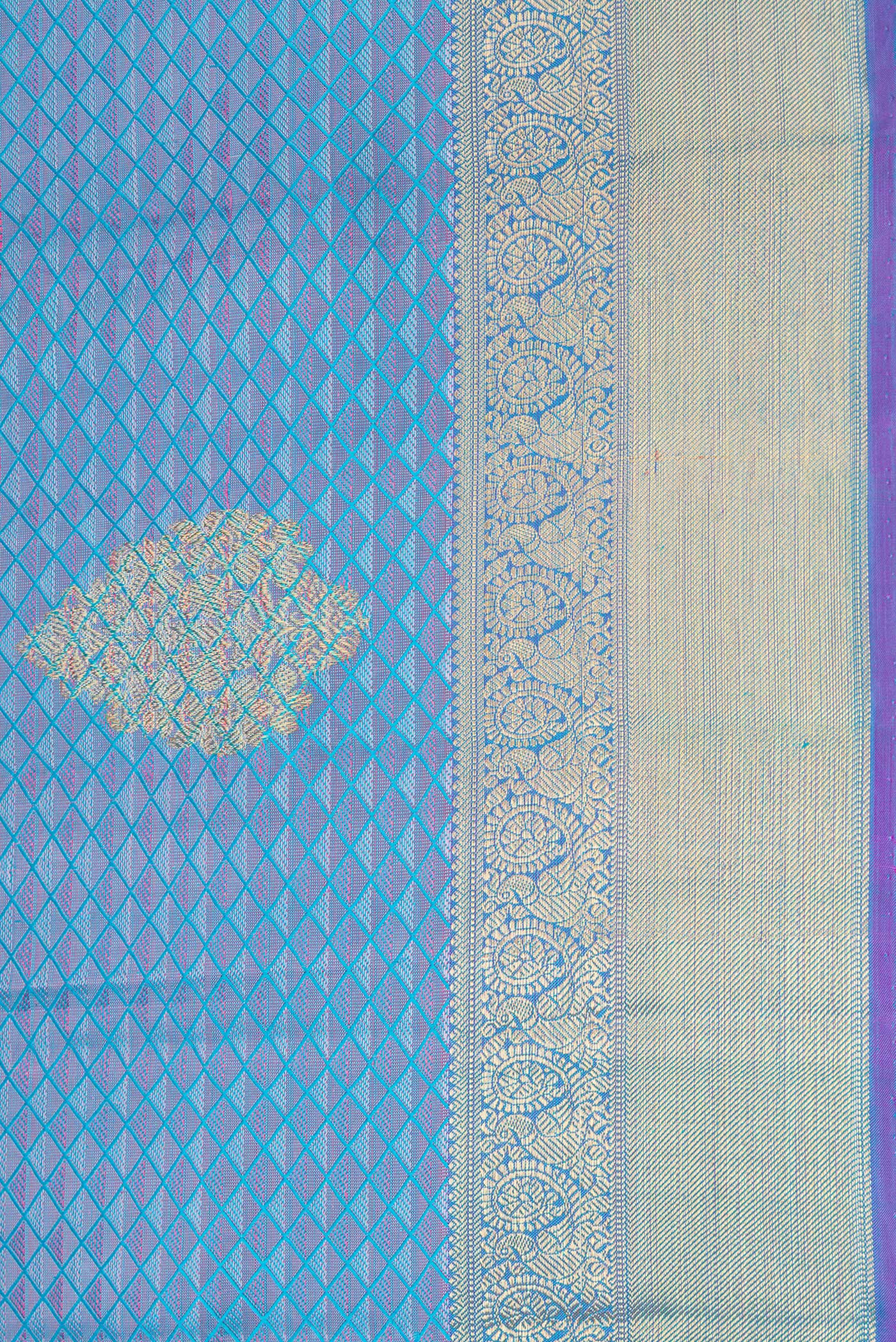 Border image of Pure Silk Pure Zari Light Blue Dual Tone Kanchipuram Saree with Jacquard With Zari Butta on the body and Zari Border. 