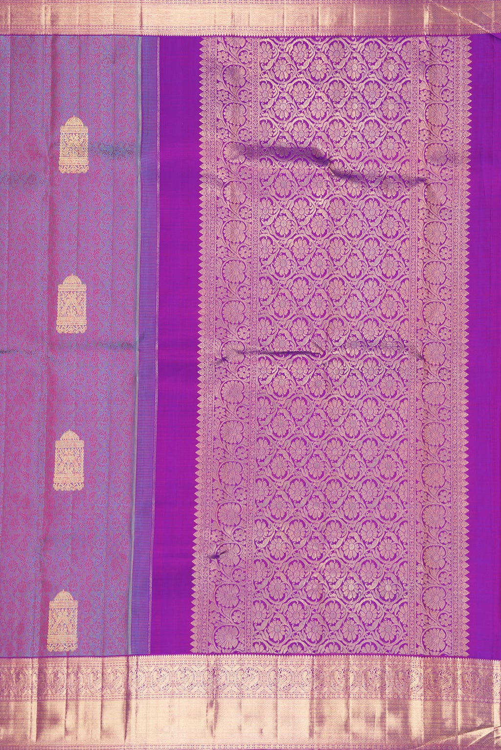 Close up image of the pallu of Pure Silk Purple Dual Tone Kanchipuram Saree with Jacquard With Zari Butta on the body and Zari Border. 