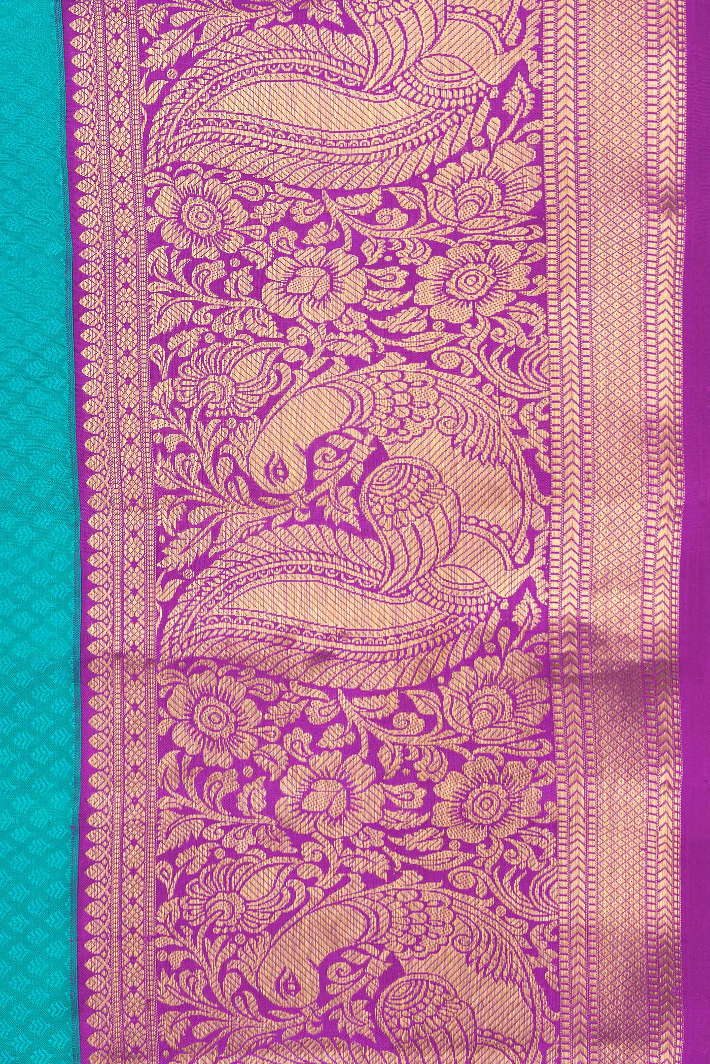 Border image of Sea Green Dual Tone Kanjivaram Silk Saree with Jacquard With Zari Butta on the body and Zari Border. 