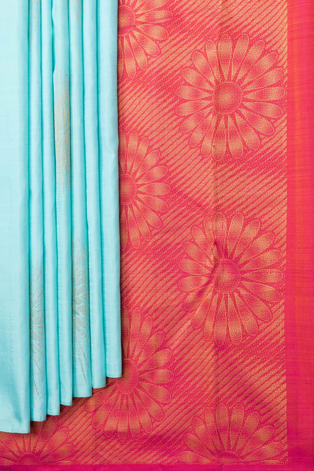 Pleats and pallu of Sky Blue Dual Tone Kanchipuram Silk Saree with Zari Butta on the body and Without Border. 