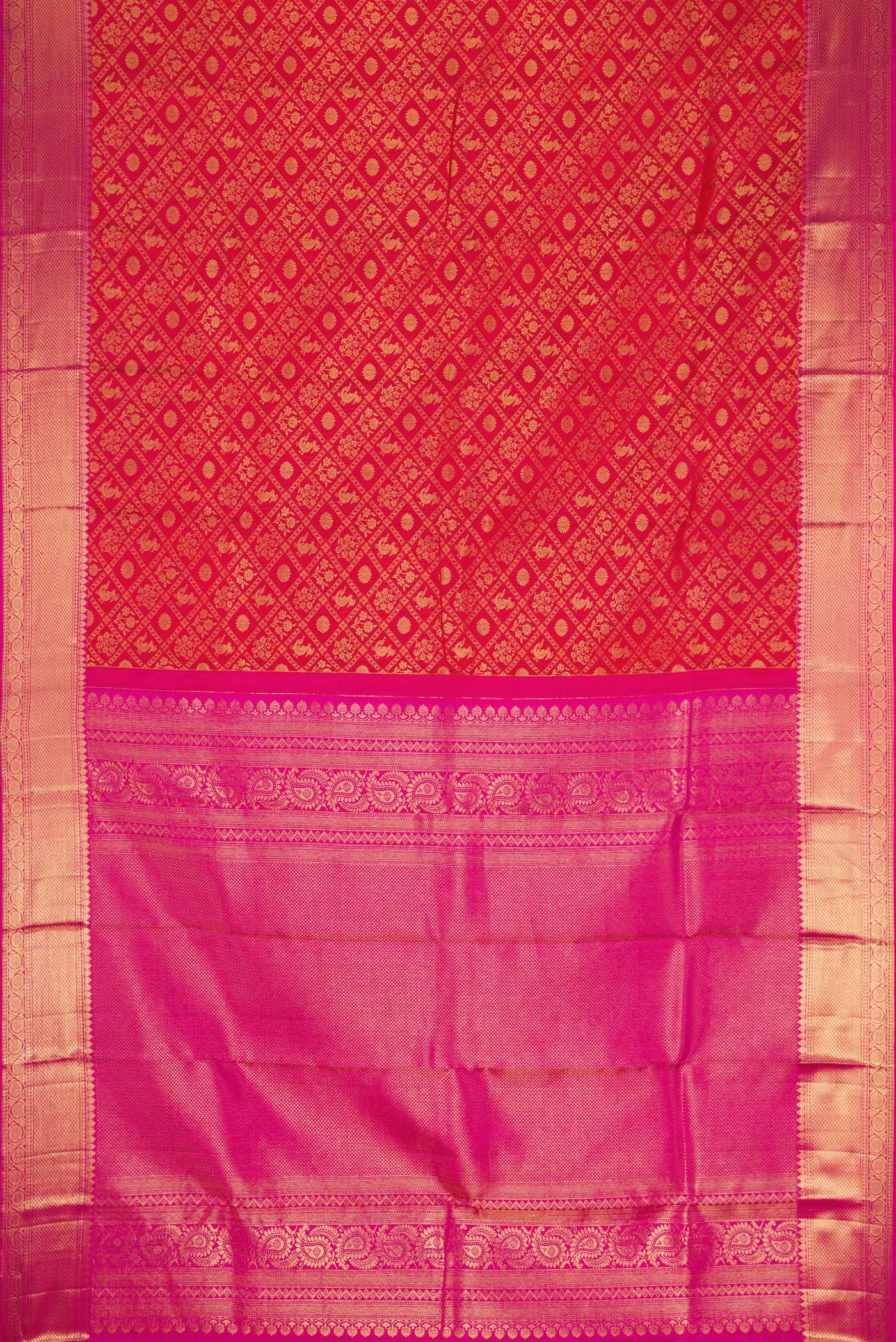 Flat view of Dark Pink Dual Tone Kanchipuram Silk Saree with Zari Brocade on the body and Zari Border. 