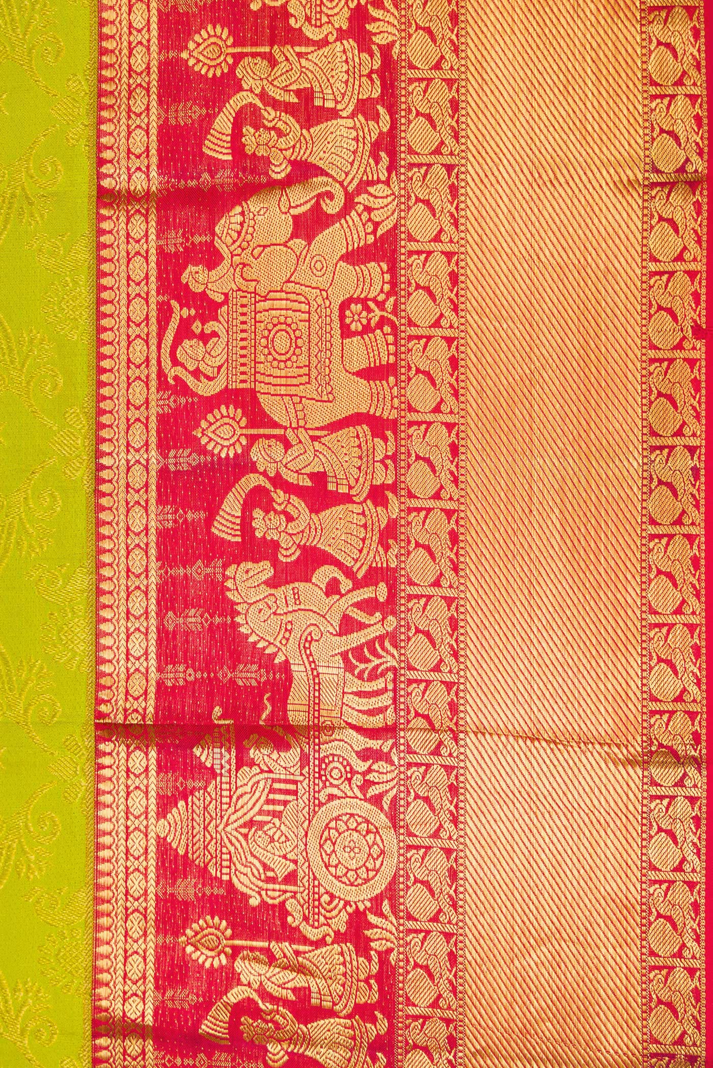 Border image of Green Dual Tone Kanchipuram Silk Saree with Zari Brocade on the body and Zari Border. 