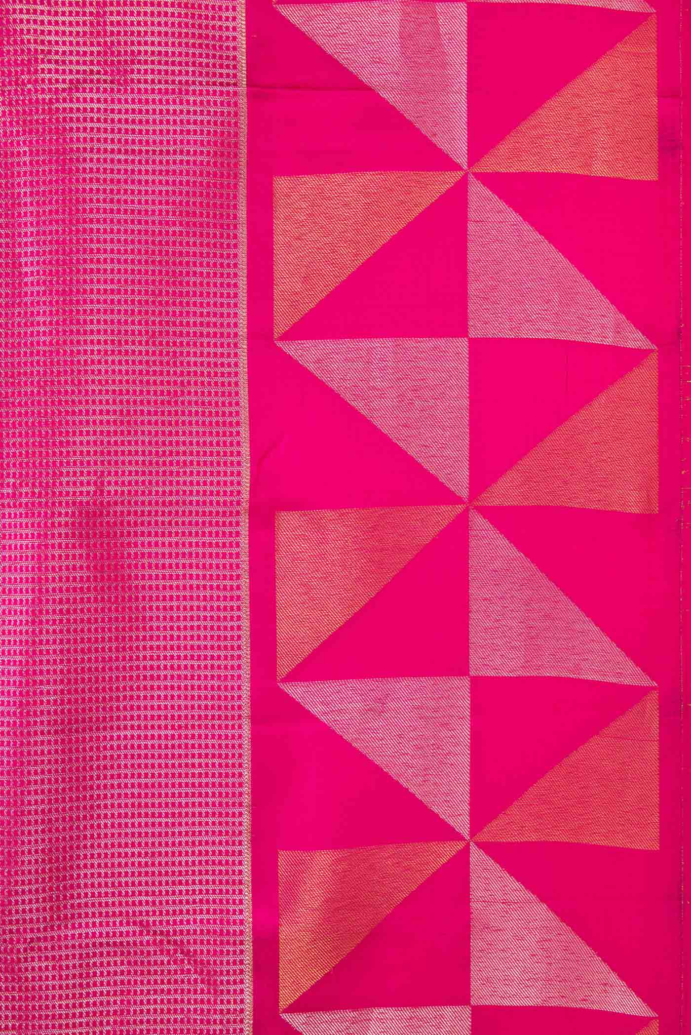Border image of Pink Dual Tone Kanchipuram Saree with Zari Brocade on the body and Zari Border