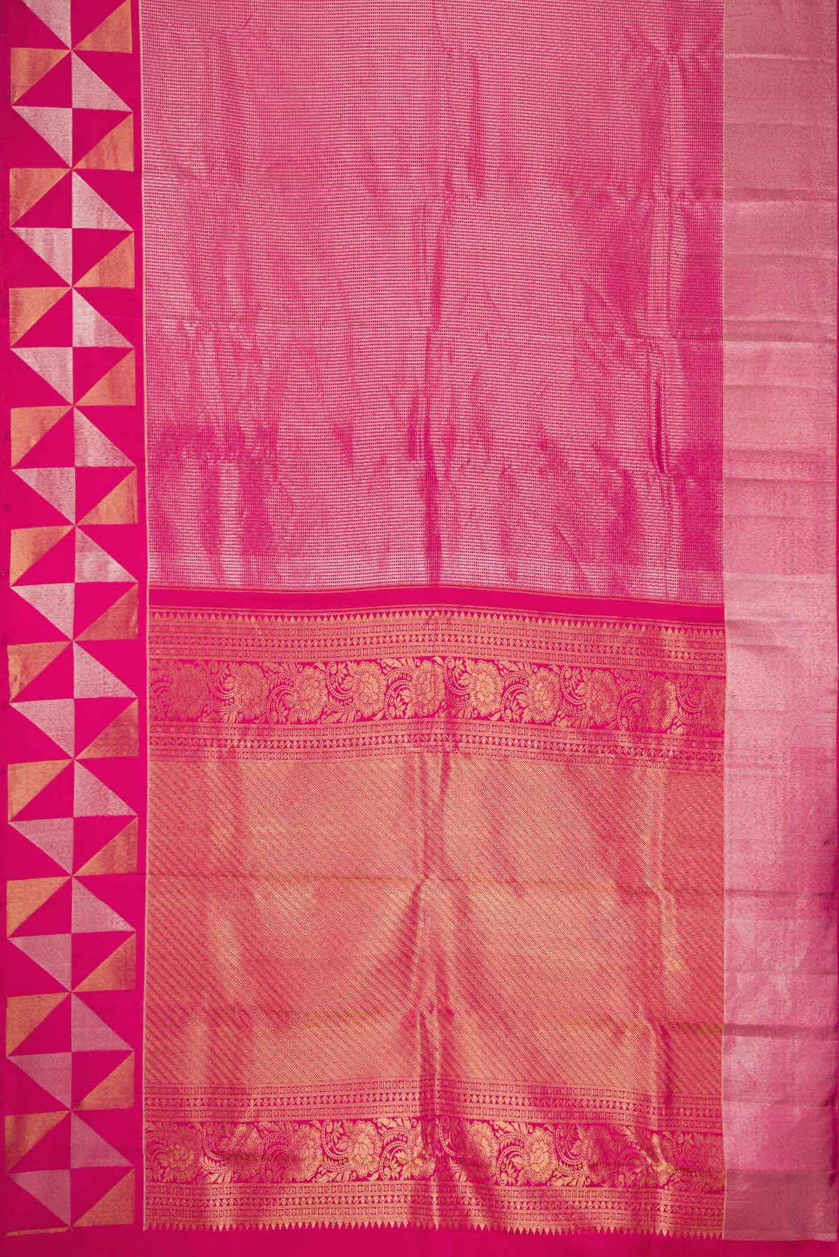 Flat view of Pink Dual Tone Kanchipuram Saree with Zari Brocade on the body and Zari Border