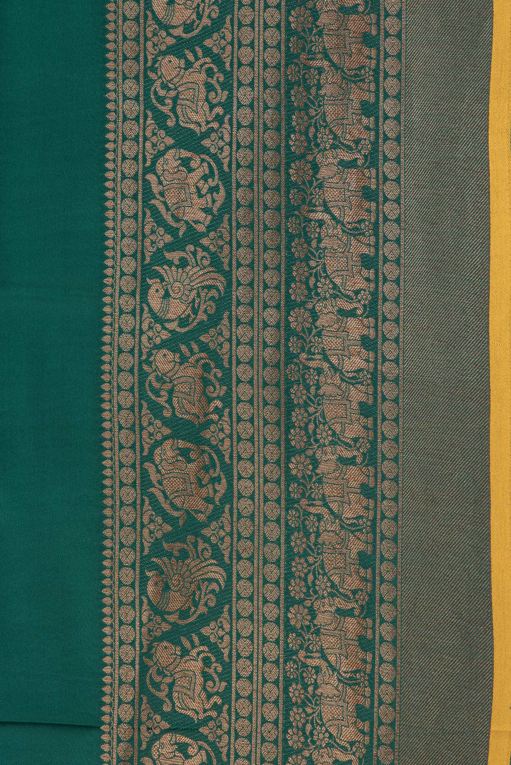 Border image of Bottle Green Dual Tone Mysore Crepe Saree with Plain Body and Fancy Border. 