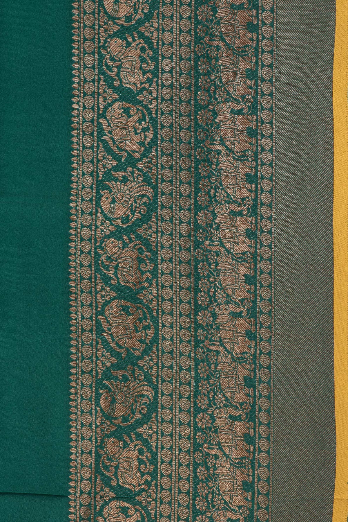Border image of Bottle Green Dual Tone Mysore Crepe Saree with Plain Body and Fancy Border. 