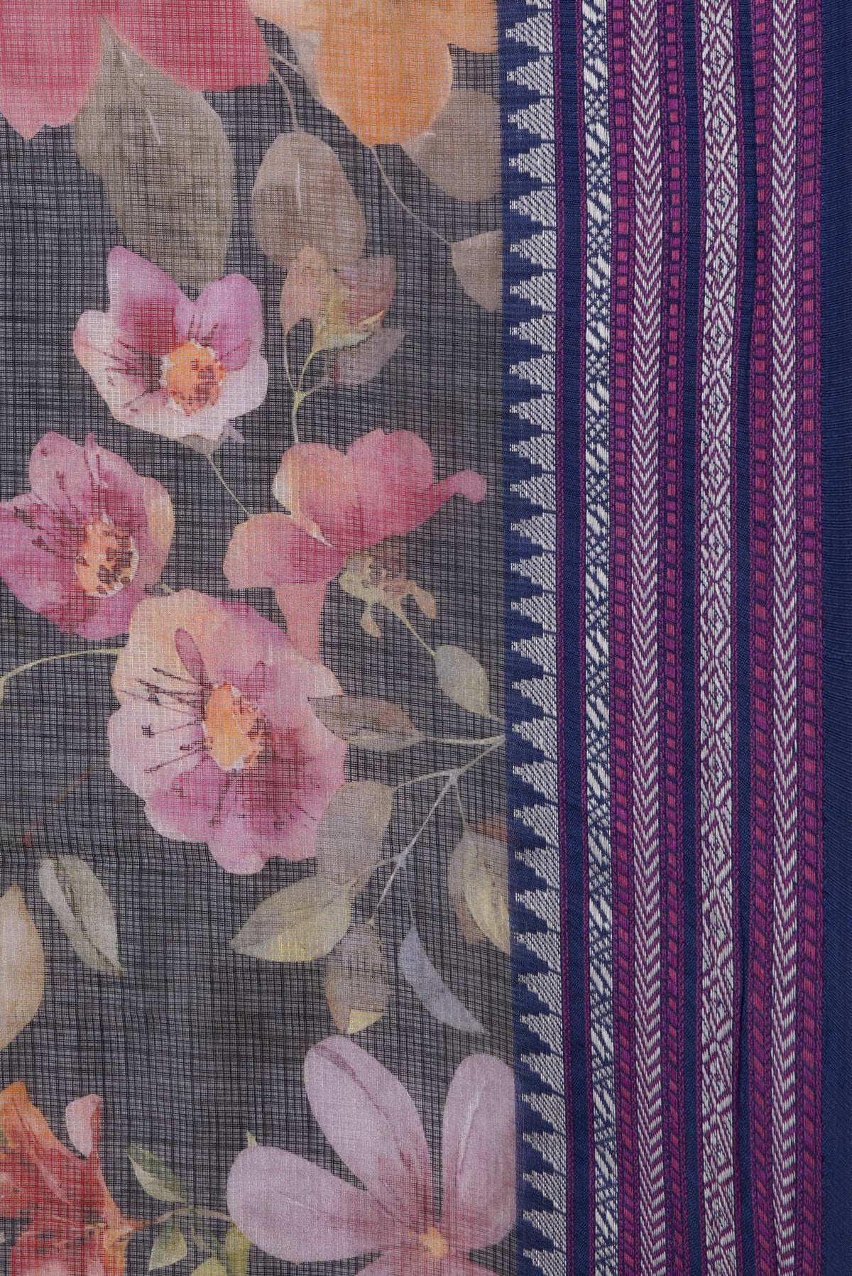 Border image of Black Dual Tone Kota Silk Saree with Printed design on the body and Thread Border. 