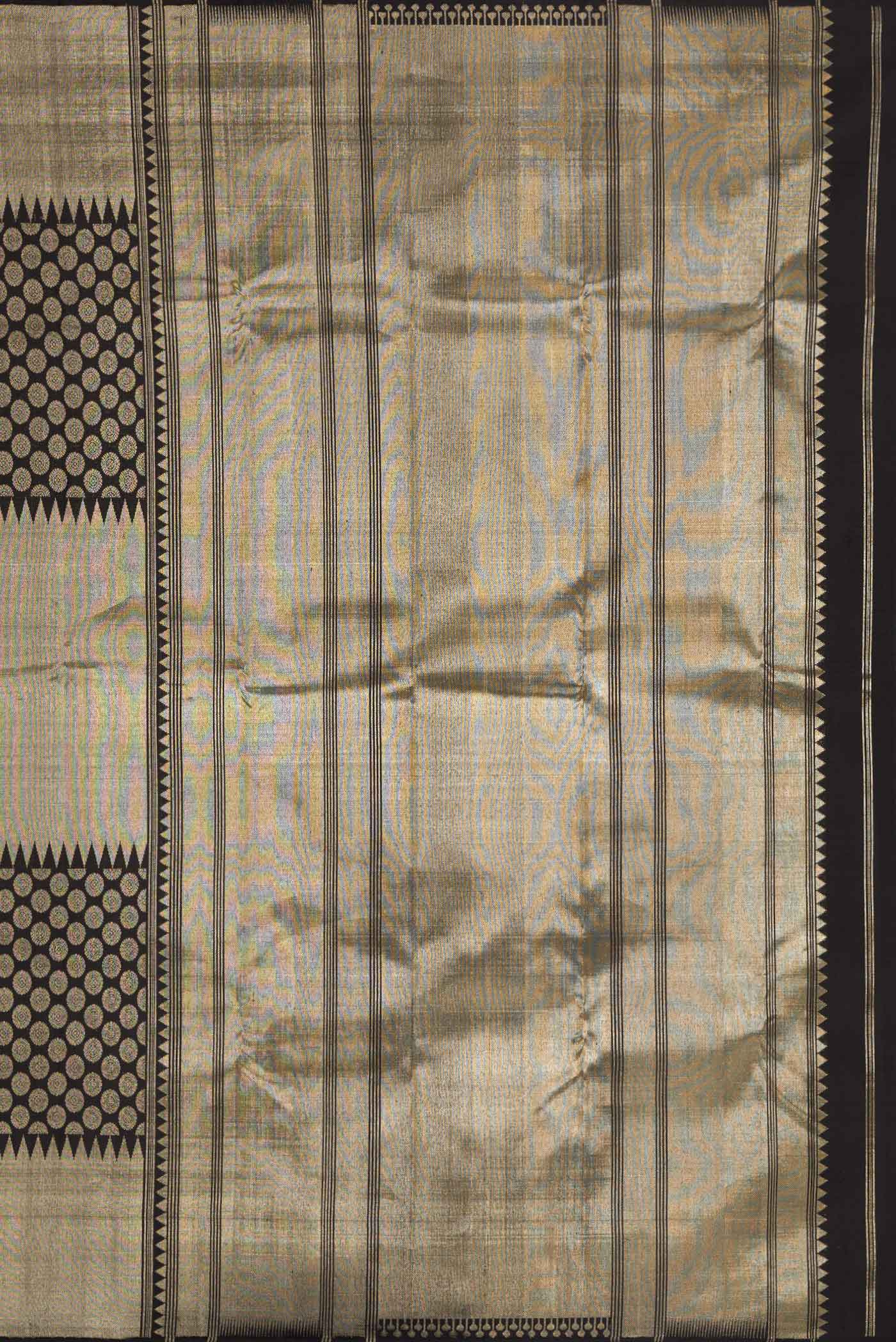 Close up image of the pallu of Black Dual Tone Kanchipuram Silk Saree with Zari Brocade on the body and Zari Border. 
