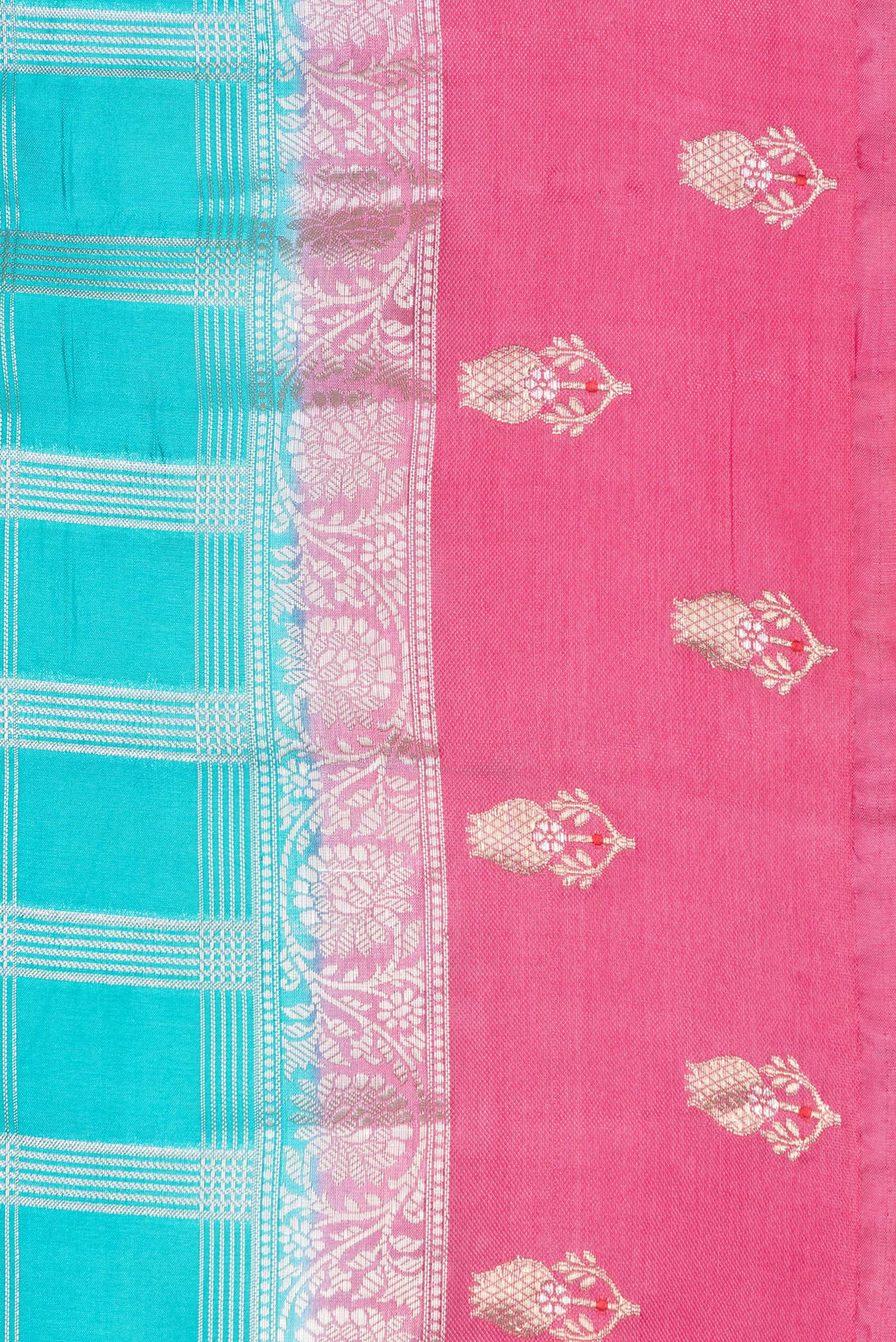 Border image of Sky Blue Dual Tone Tussar Silk Saree with Checked design on the body and Fancy Border. 