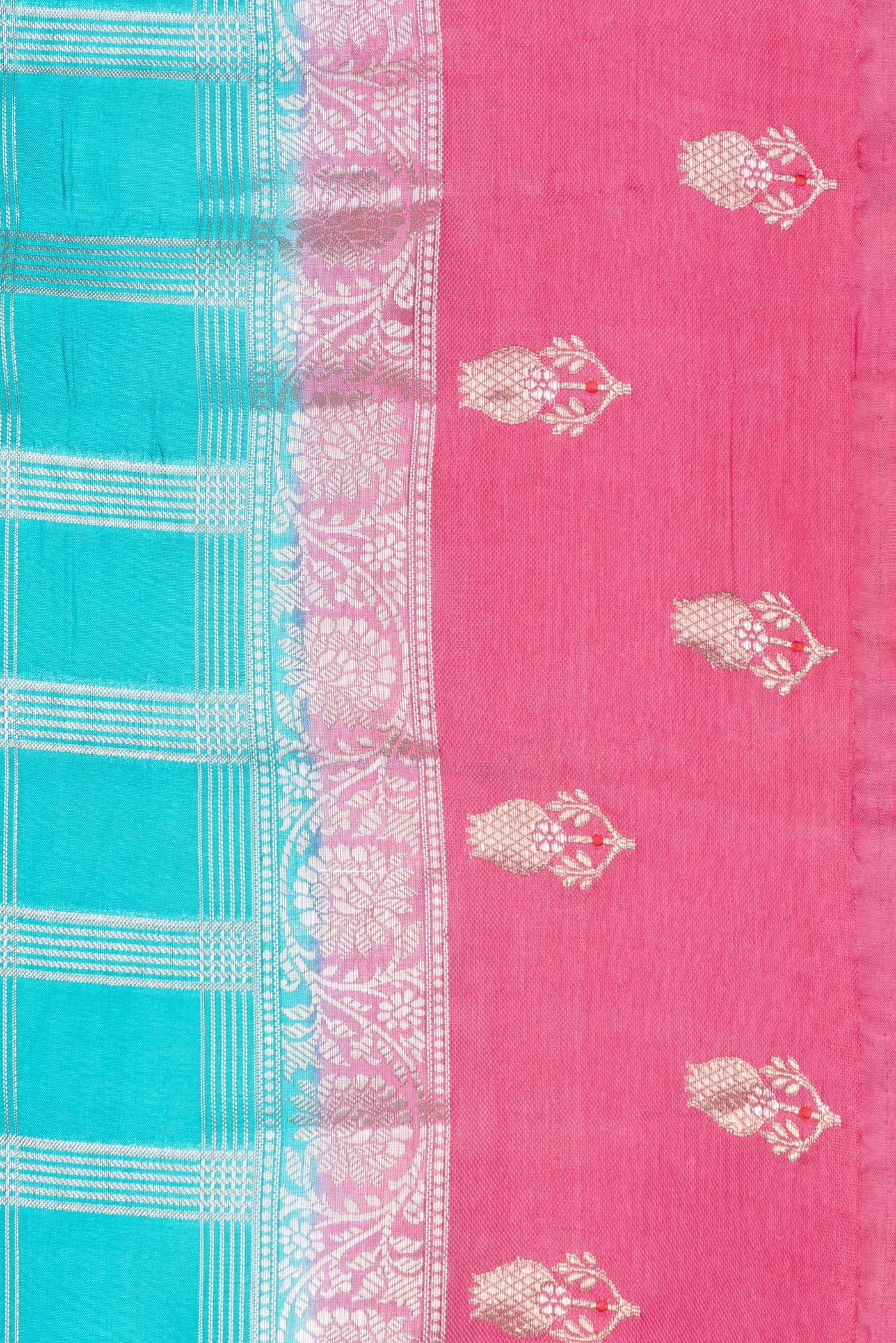 Border image of Sky Blue Dual Tone Tussar Silk Saree with Checked design on the body and Fancy Border. 