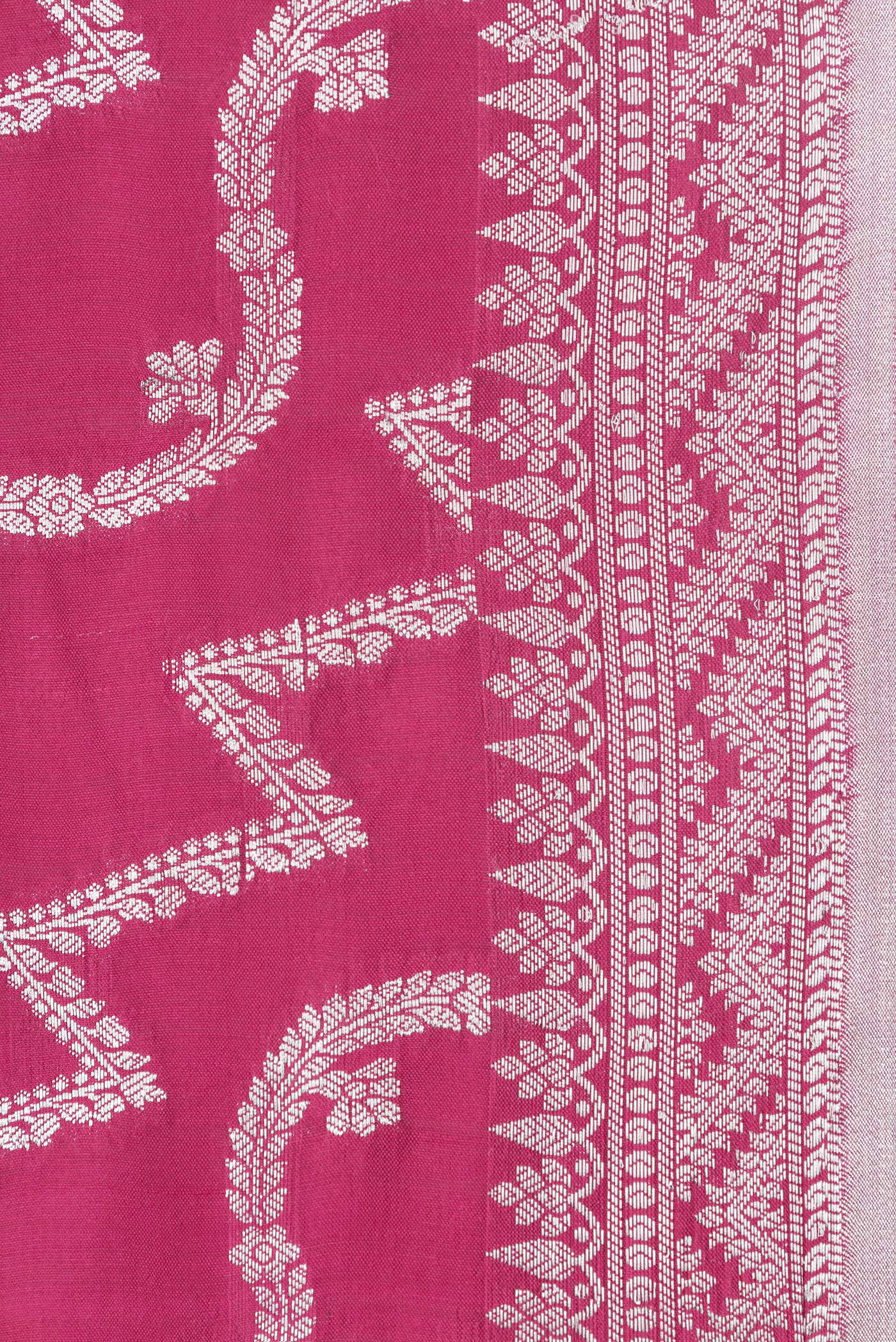 Border image of Pink Dual Tone Tussar Silk Saree with Zari Brocade on the body and Zari Border. 