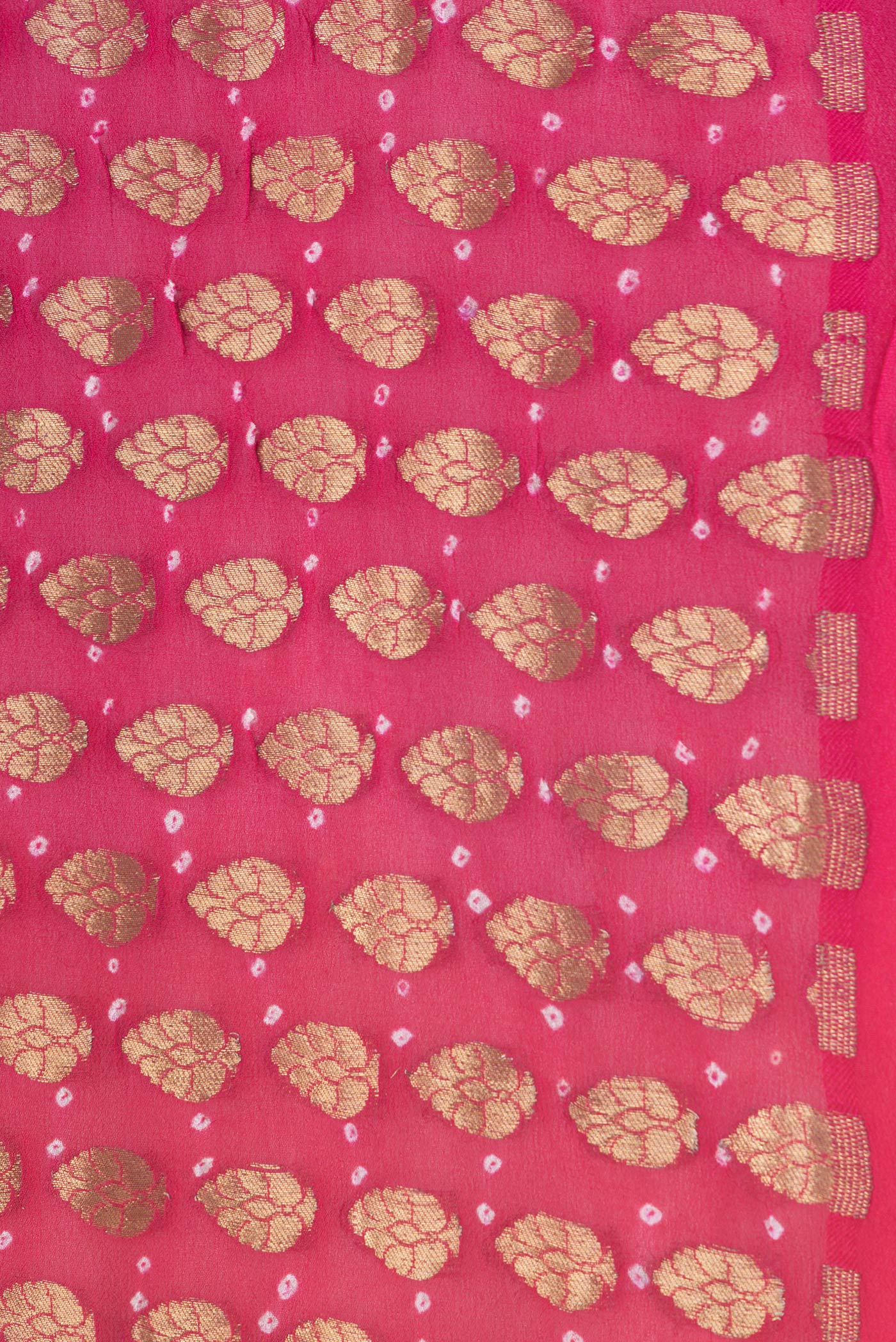 Border image of Orange Dual Tone Mysore Georgette Saree with Zari Brocade on the body and Without Border. 