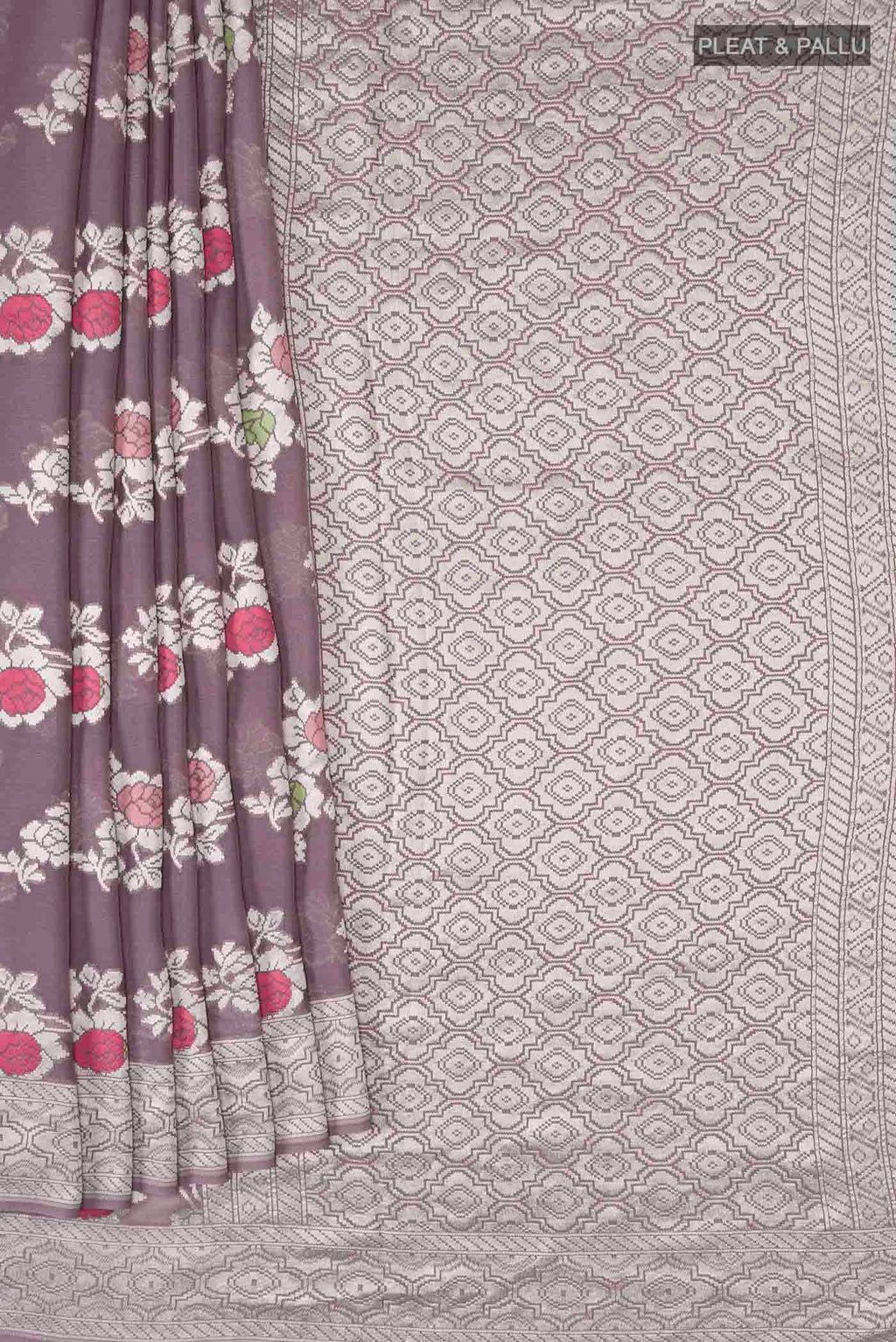 pleats pallu
