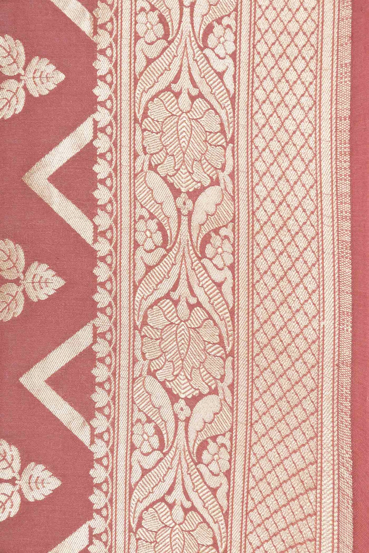 Border image of Mauve Dual Tone Tussar Silk Saree with Zari And Thread Butta on the body and Zari Border