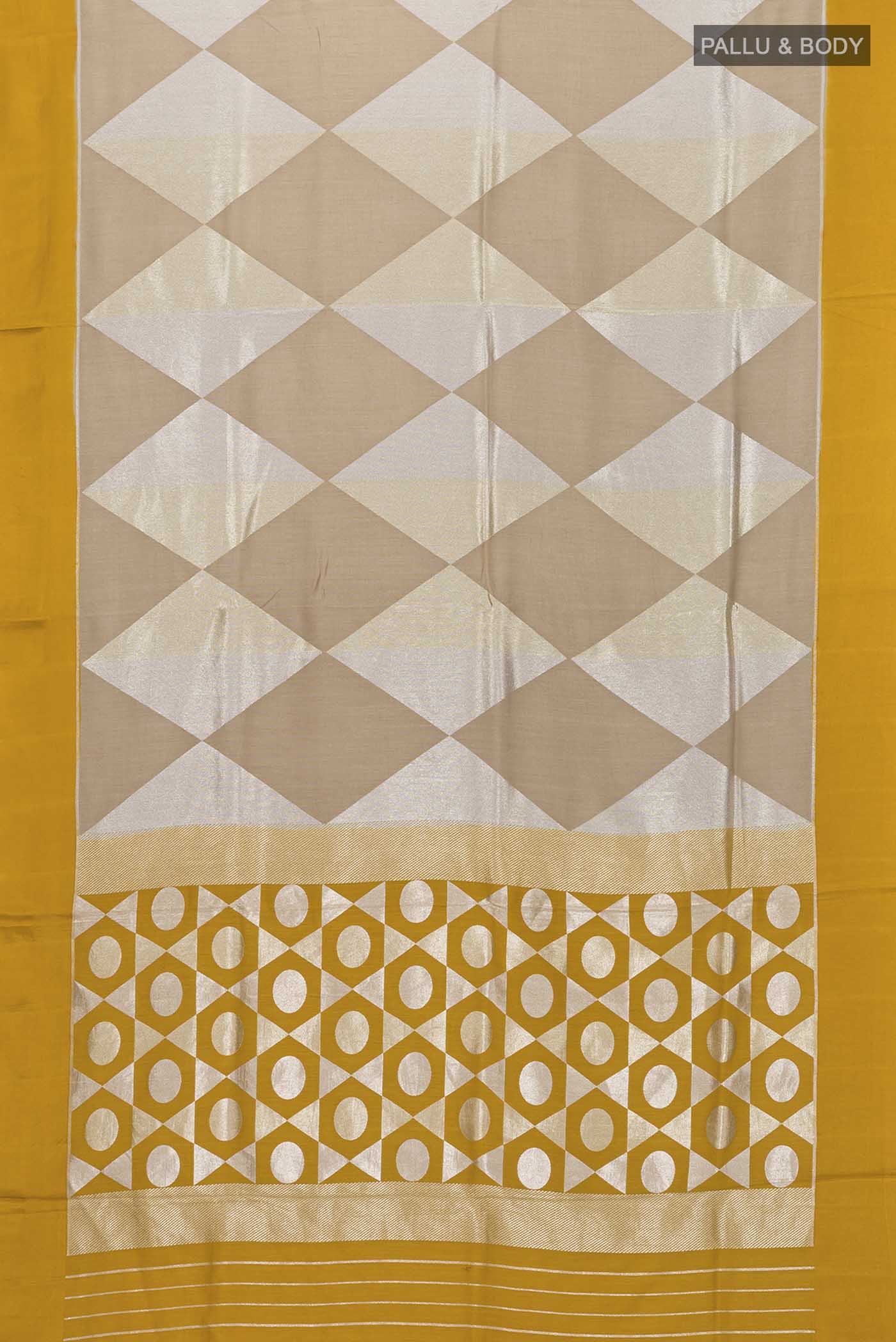 pallu body