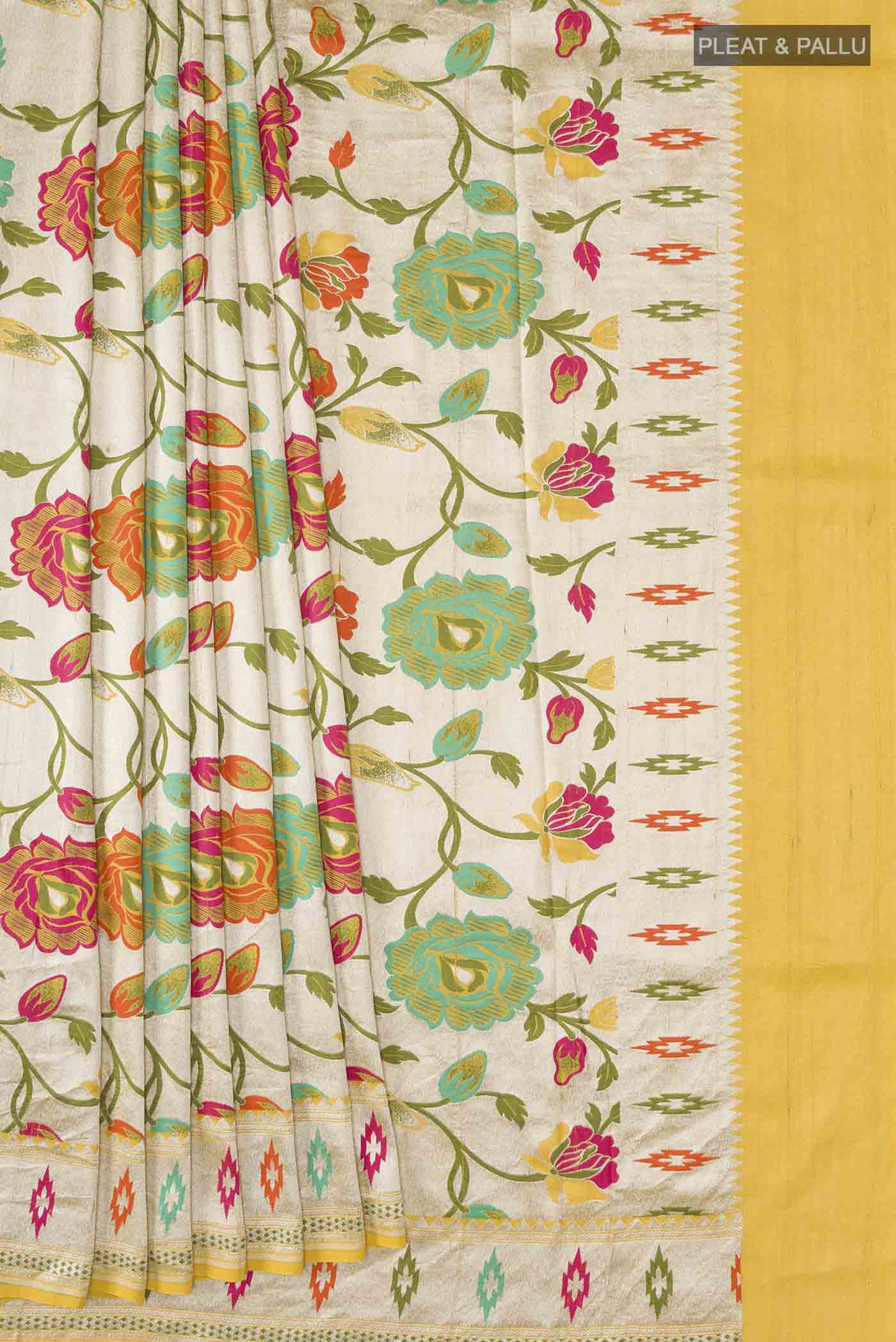 pleats pallu