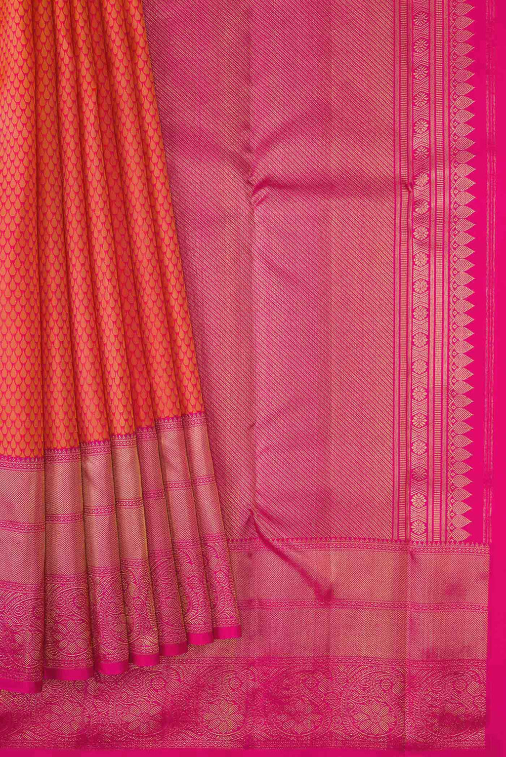 Pleats and pallu of Pure Silk Pure Zari Peach Dual Tone Kanjivaram Saree with Jacquard design on the body and Zari Border. 