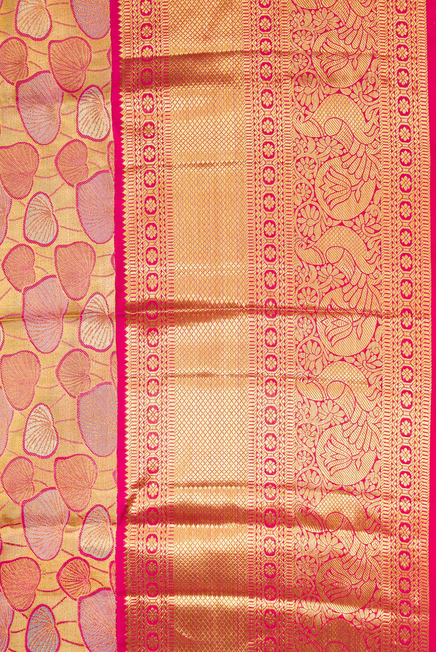 Border image of Gold Dual Tone Kanchipuram Tissue Silk Saree with Zari Brocade on the body and Zari Border. 
