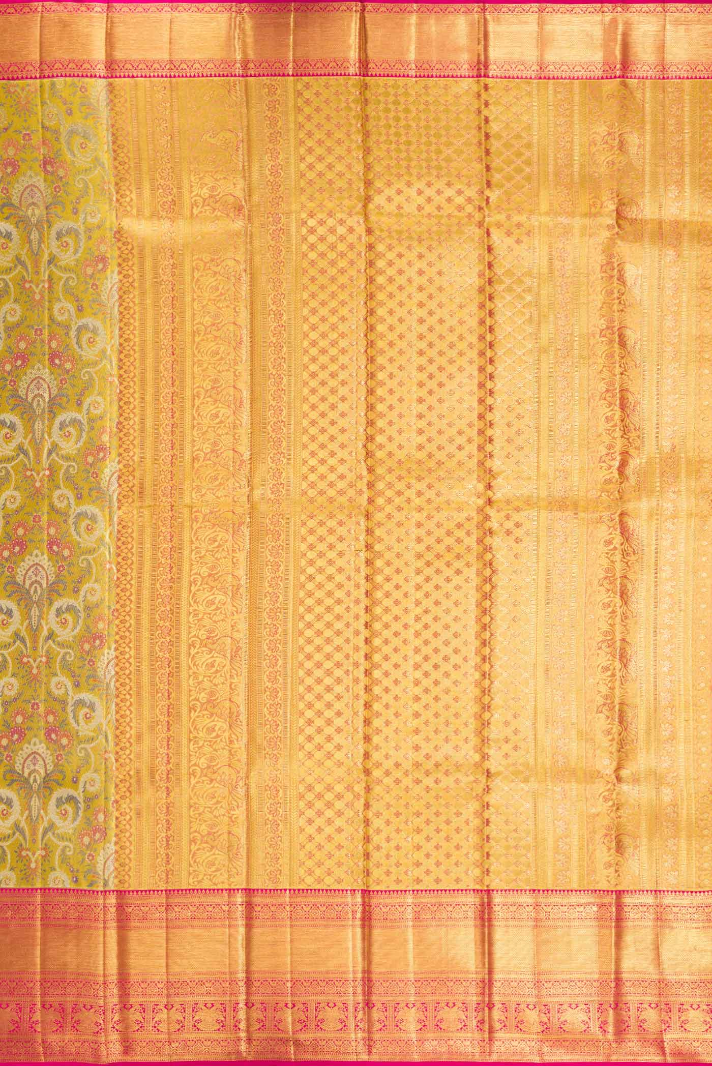 Close up image of the pallu of Gold Dual Tone Kanchipuram Tissue Silk Saree with Zari Brocade on the body and Zari Border. 