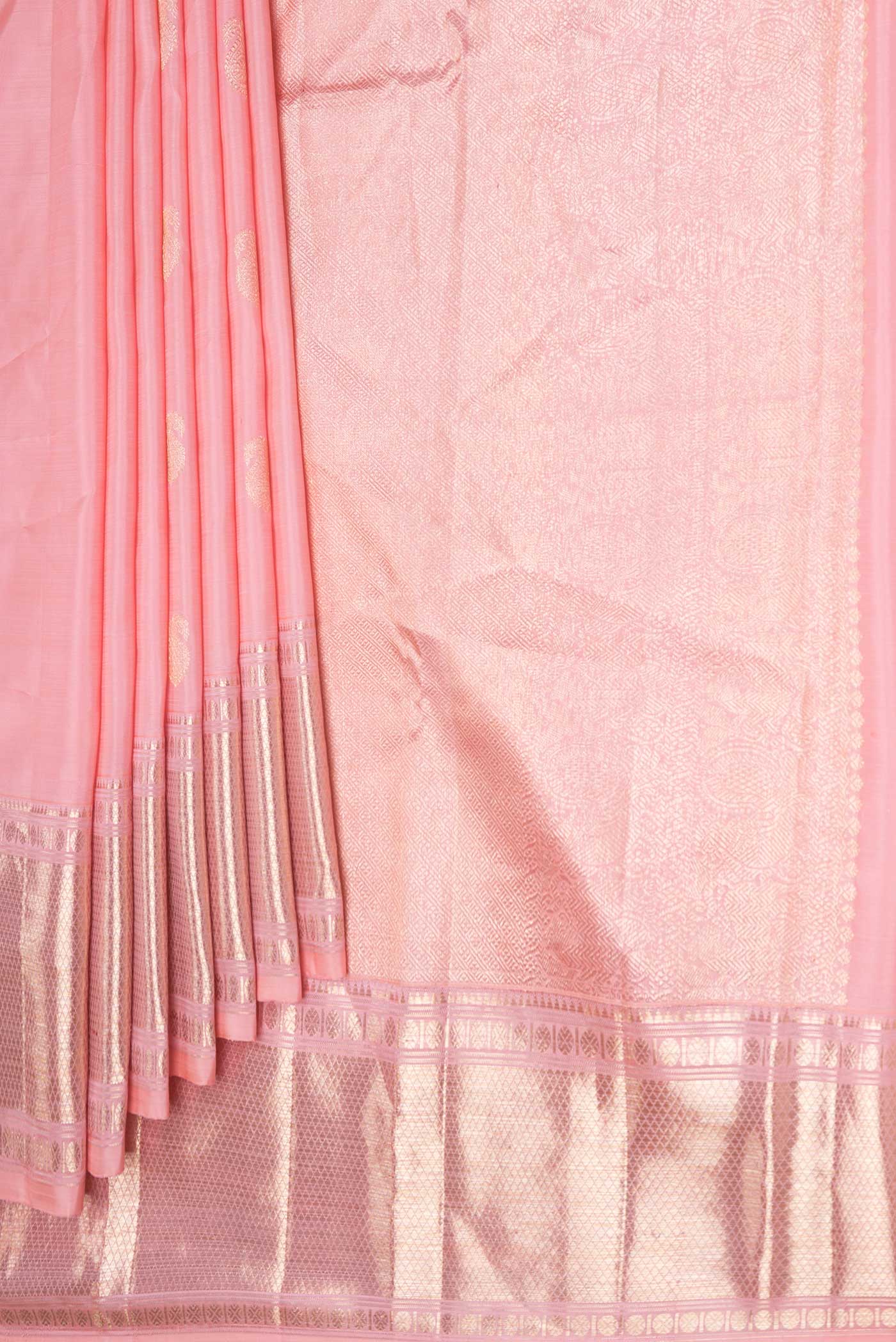 pleats pallu