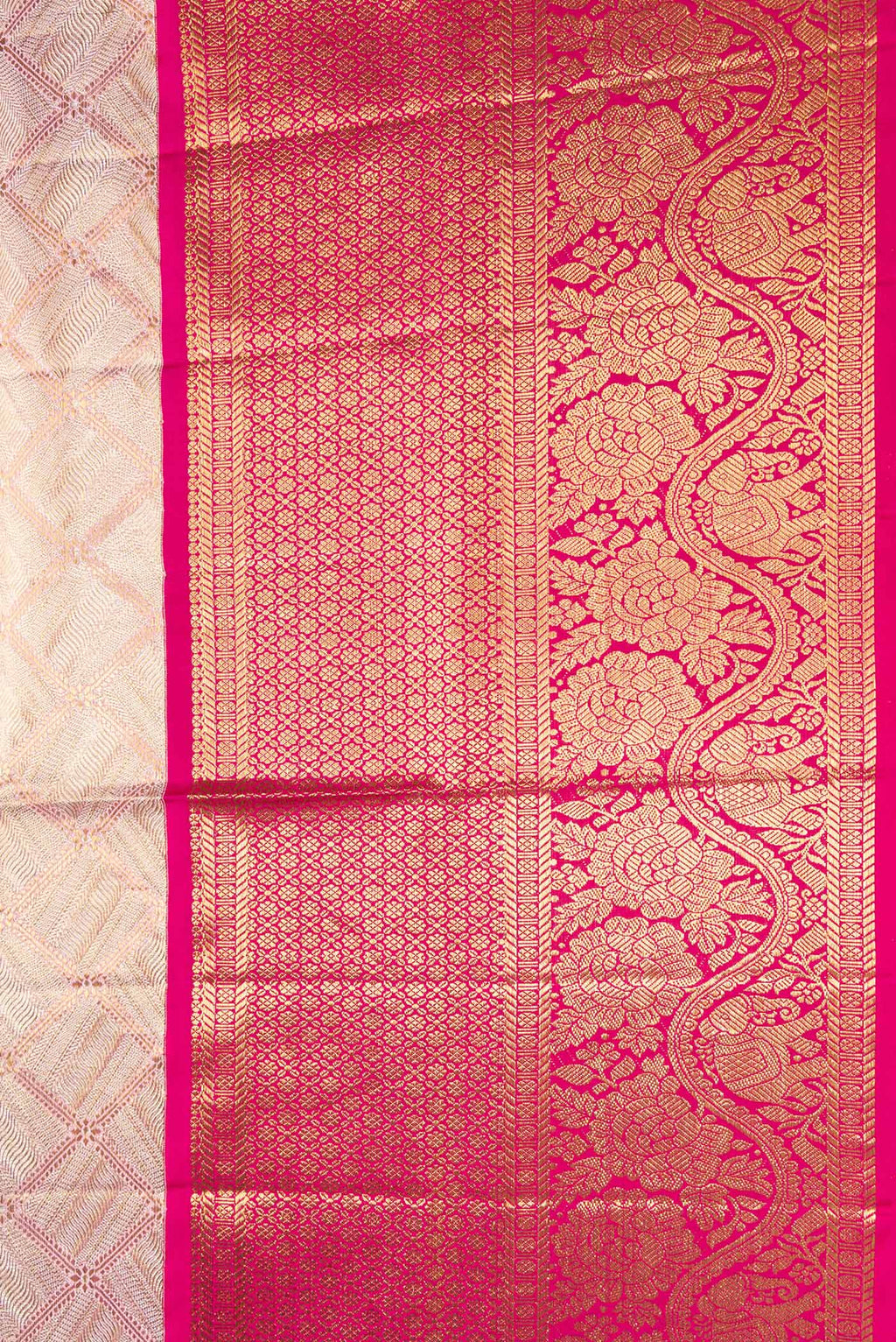 Border image of Rose Gold Dual Tone Kanjivaram Tissue Silk Saree with Zari Brocade on the body and Zari Border. 