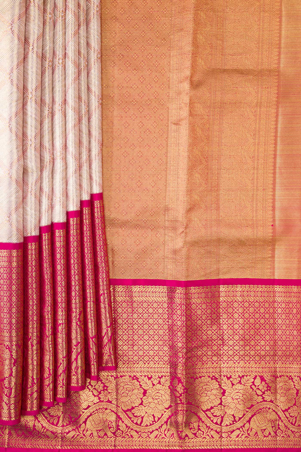 Pleats and pallu of Rose Gold Dual Tone Kanjivaram Tissue Silk Saree with Zari Brocade on the body and Zari Border. 