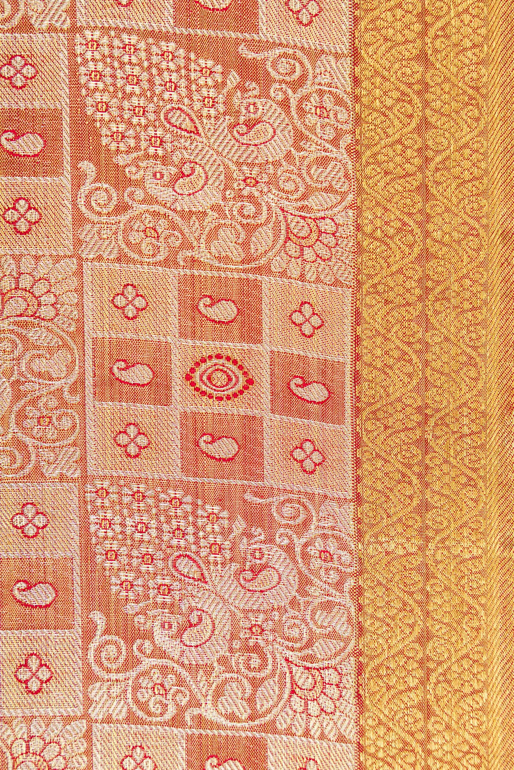 Border image of Gold Dual Tone Kanjivaram Tissue Silk Saree with Zari Brocade on the body and Zari Border. 