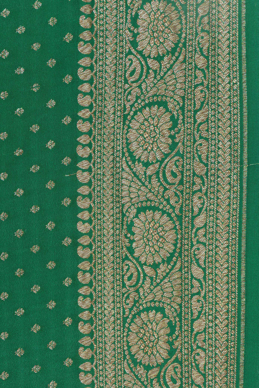 Border image of Green Dual Tone Banarasi Georgette Saree with Zari Butta on the body and Zari Border. 