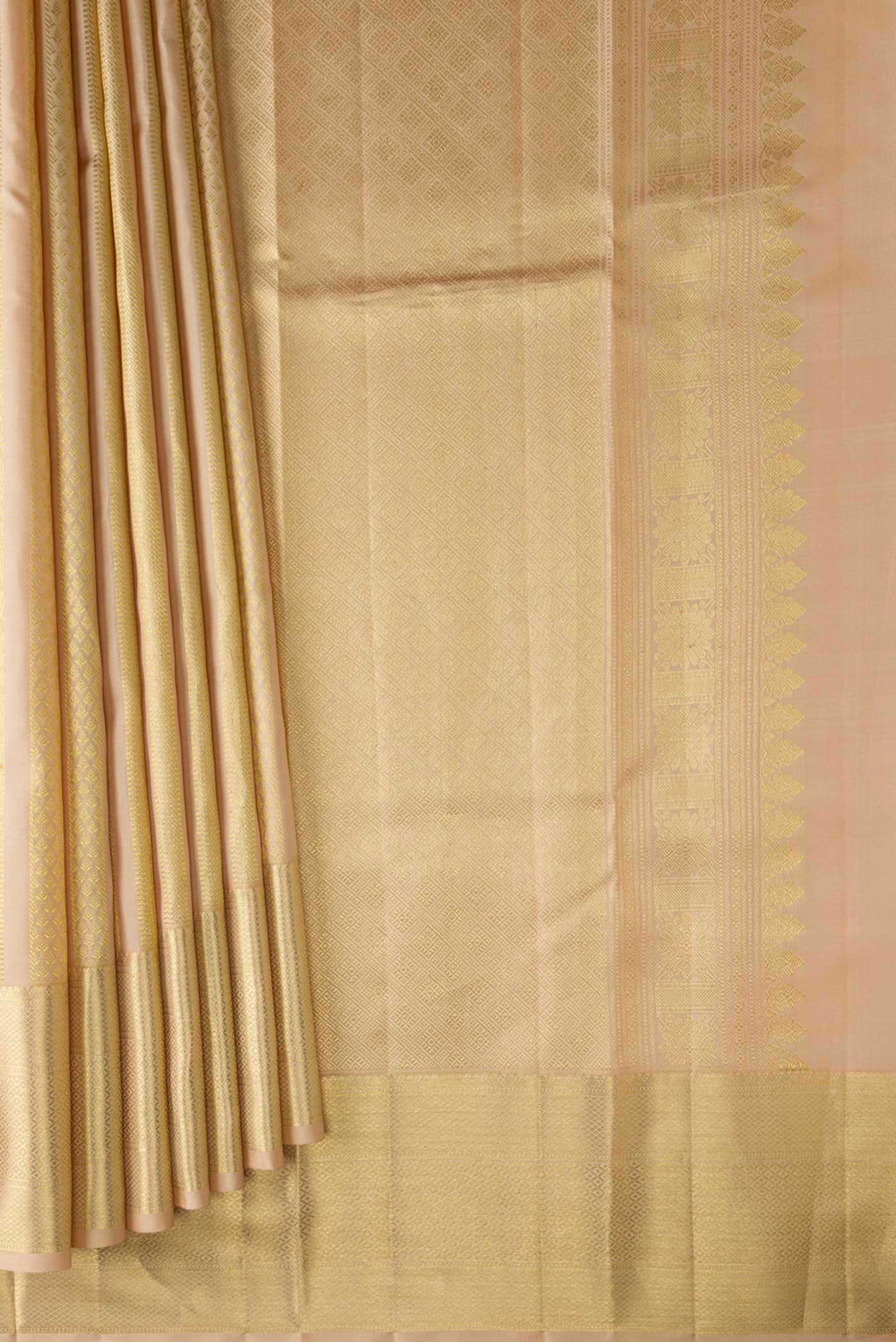pleats pallu