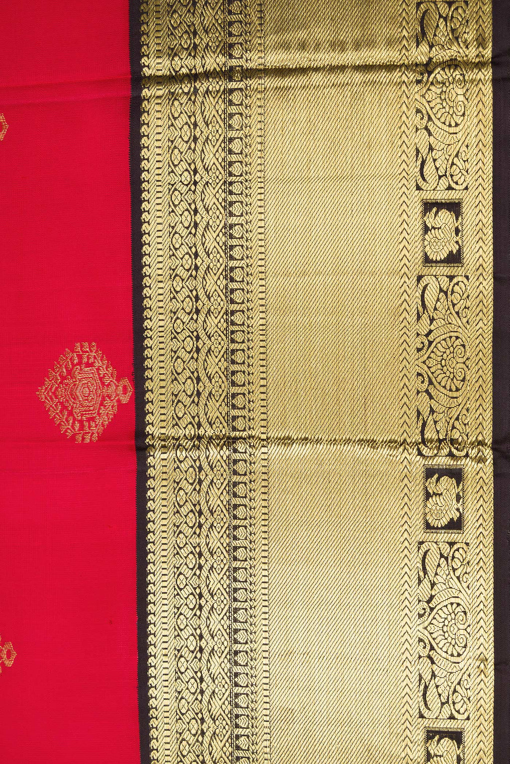Border image of Maroon Dual Tone Kanjivaram Silk Saree with Zari Butta on the body and Fancy Border. 
