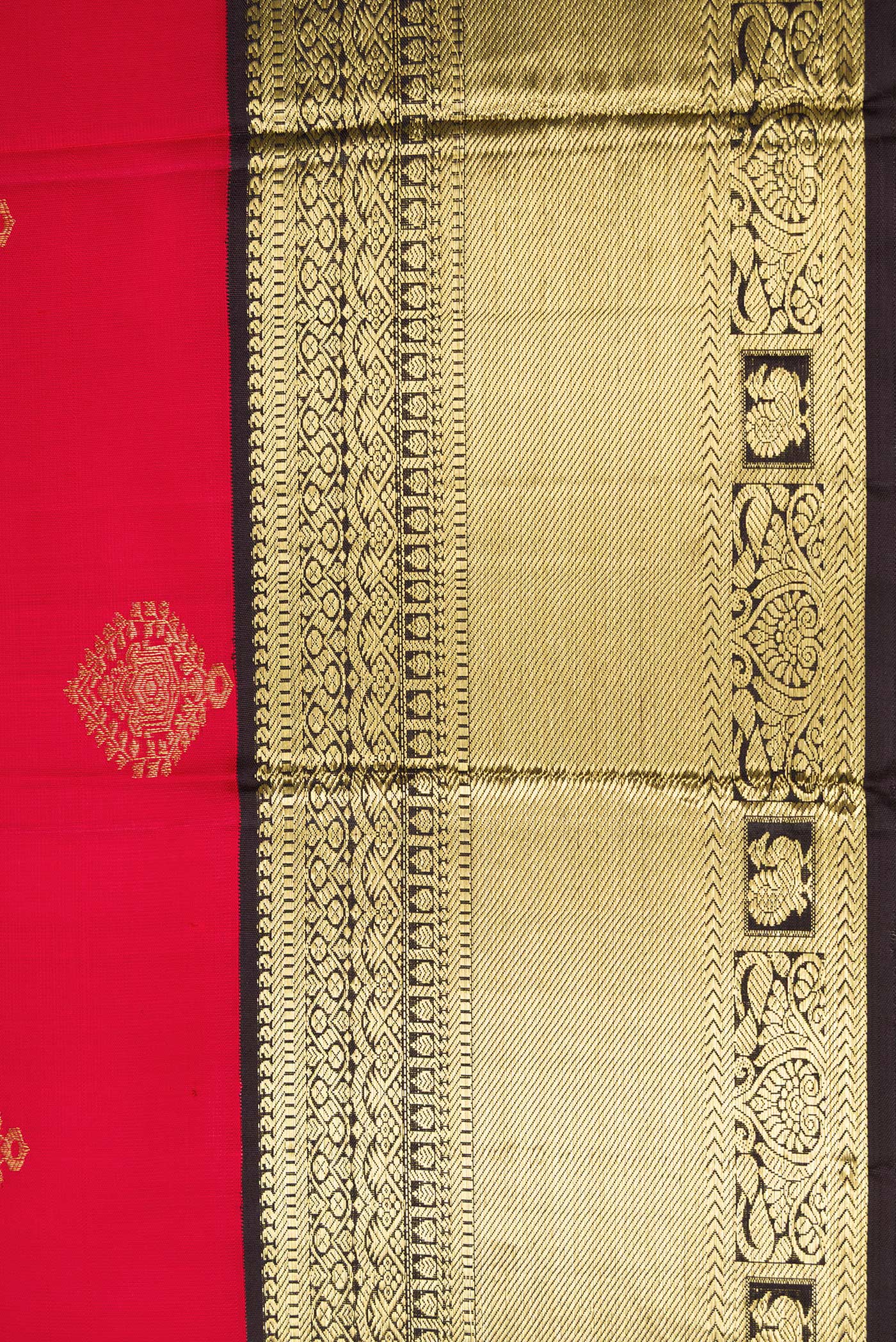 Border image of Maroon Dual Tone Kanjivaram Silk Saree with Zari Butta on the body and Fancy Border. 