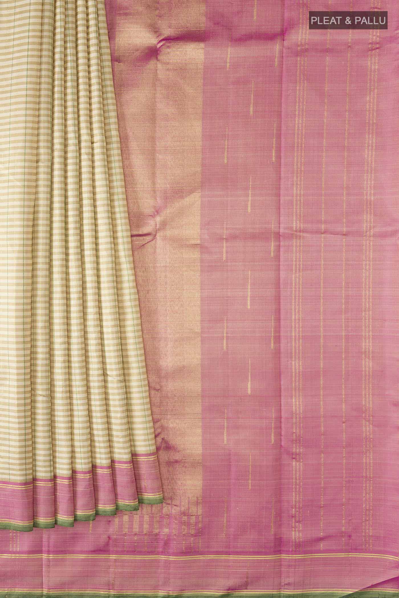 pleats pallu