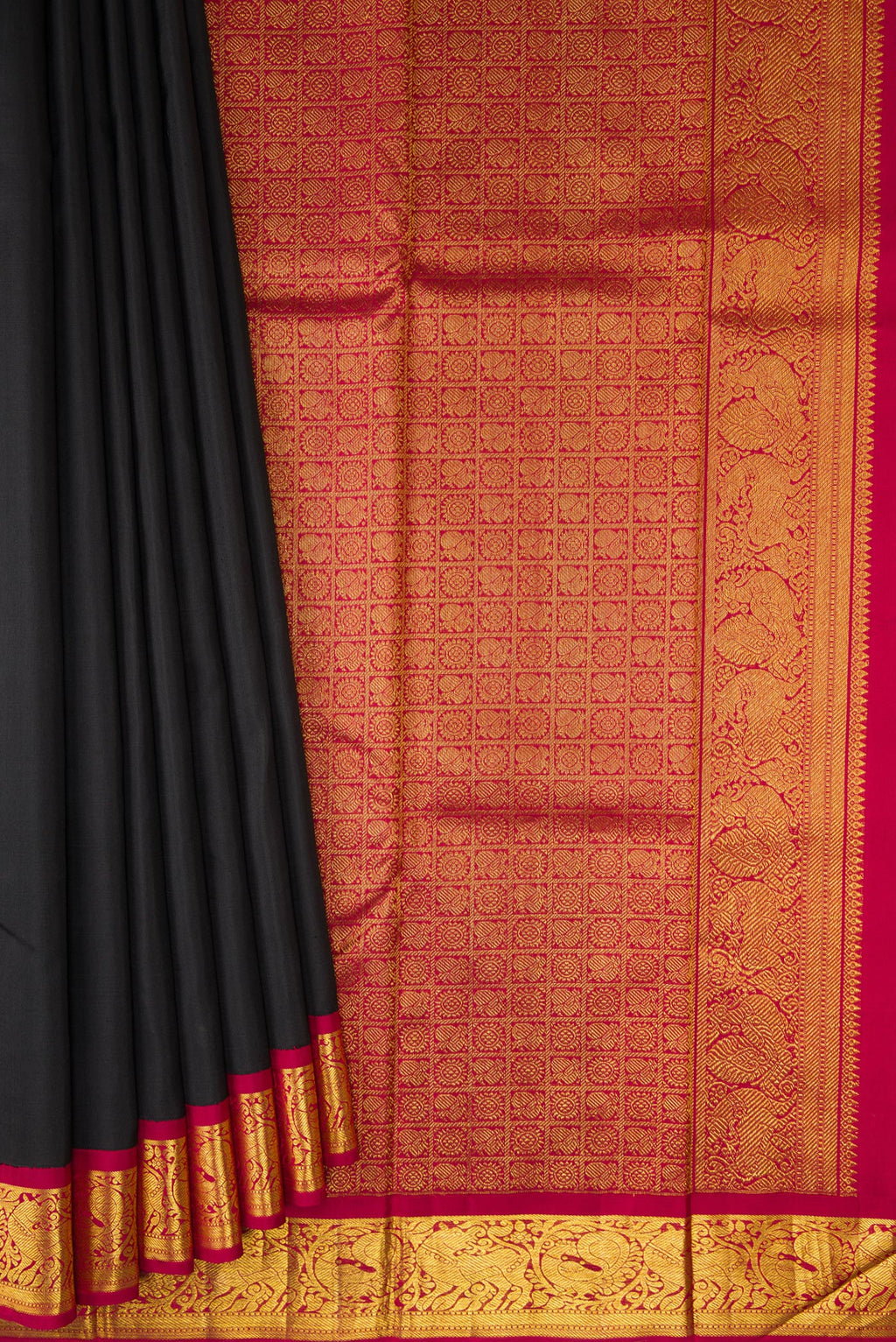 Pleats and pallu of Black Kanjivaram Silk Saree with Plain Body and Zari Border. 