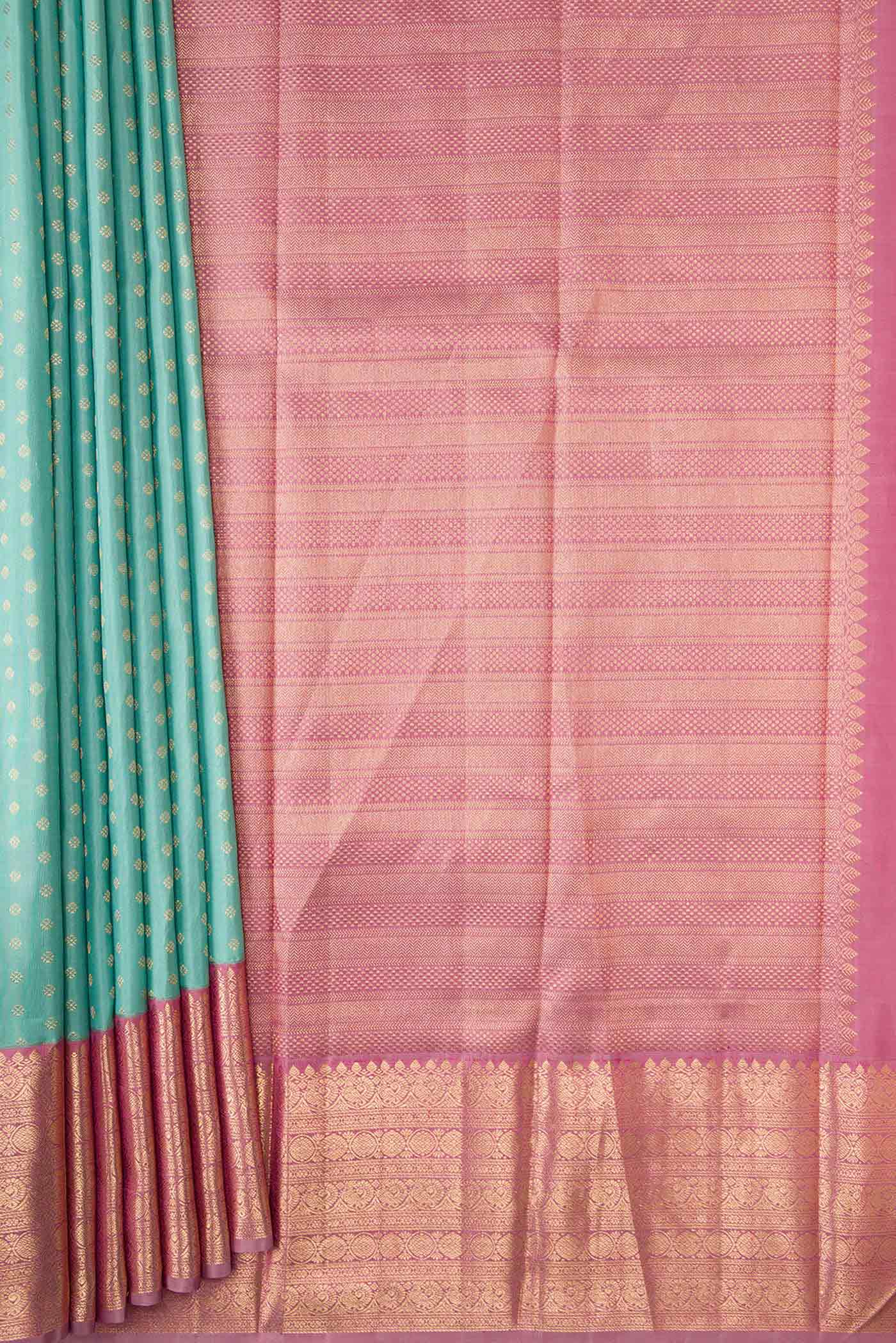 pleats pallu