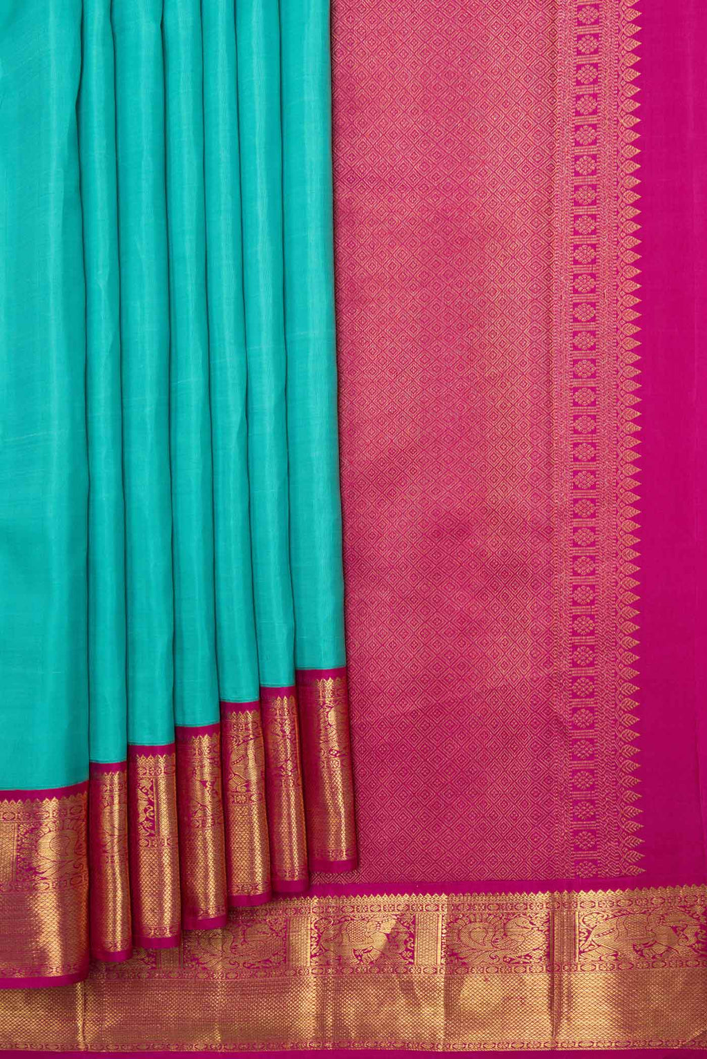 pleats pallu