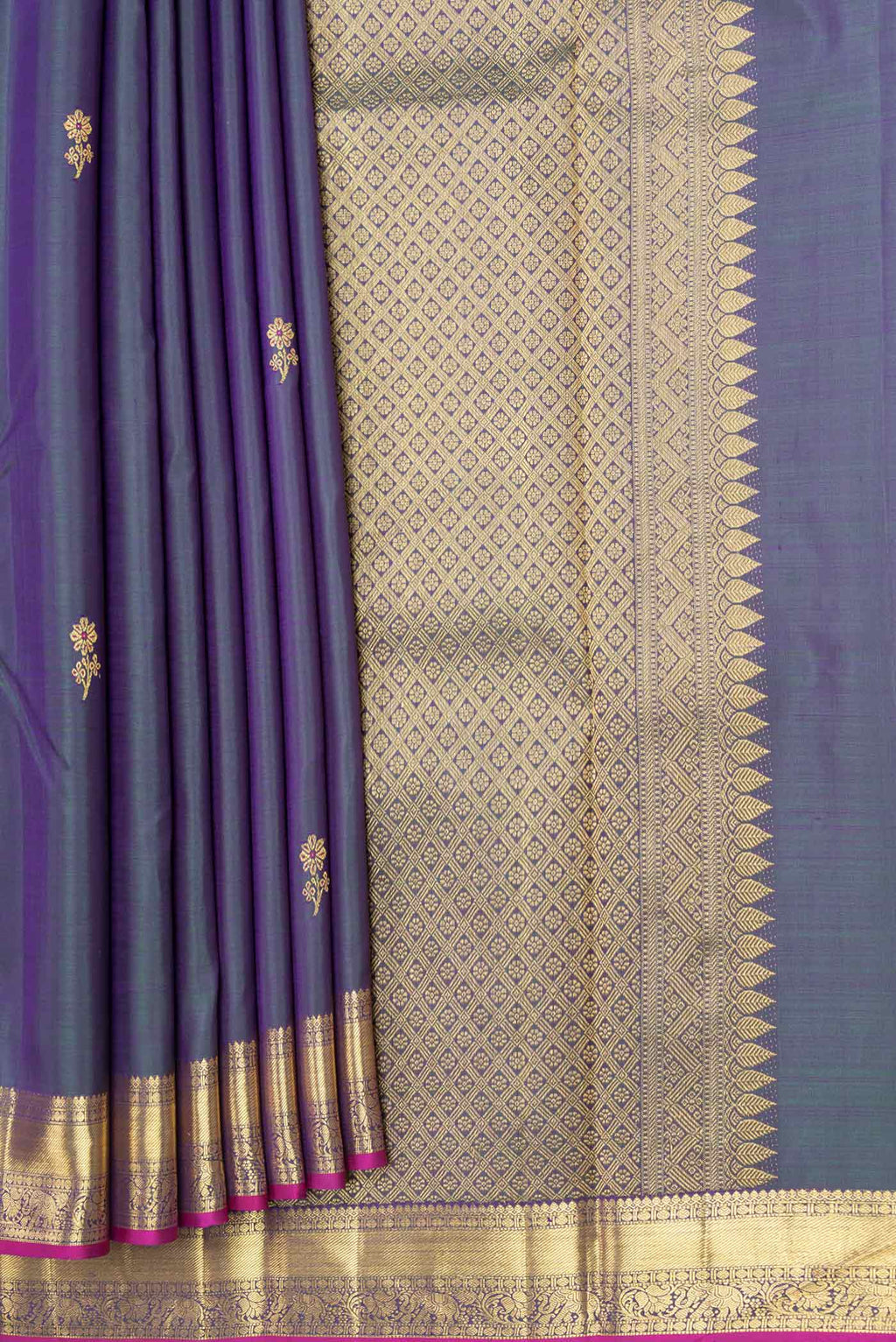 pleats pallu