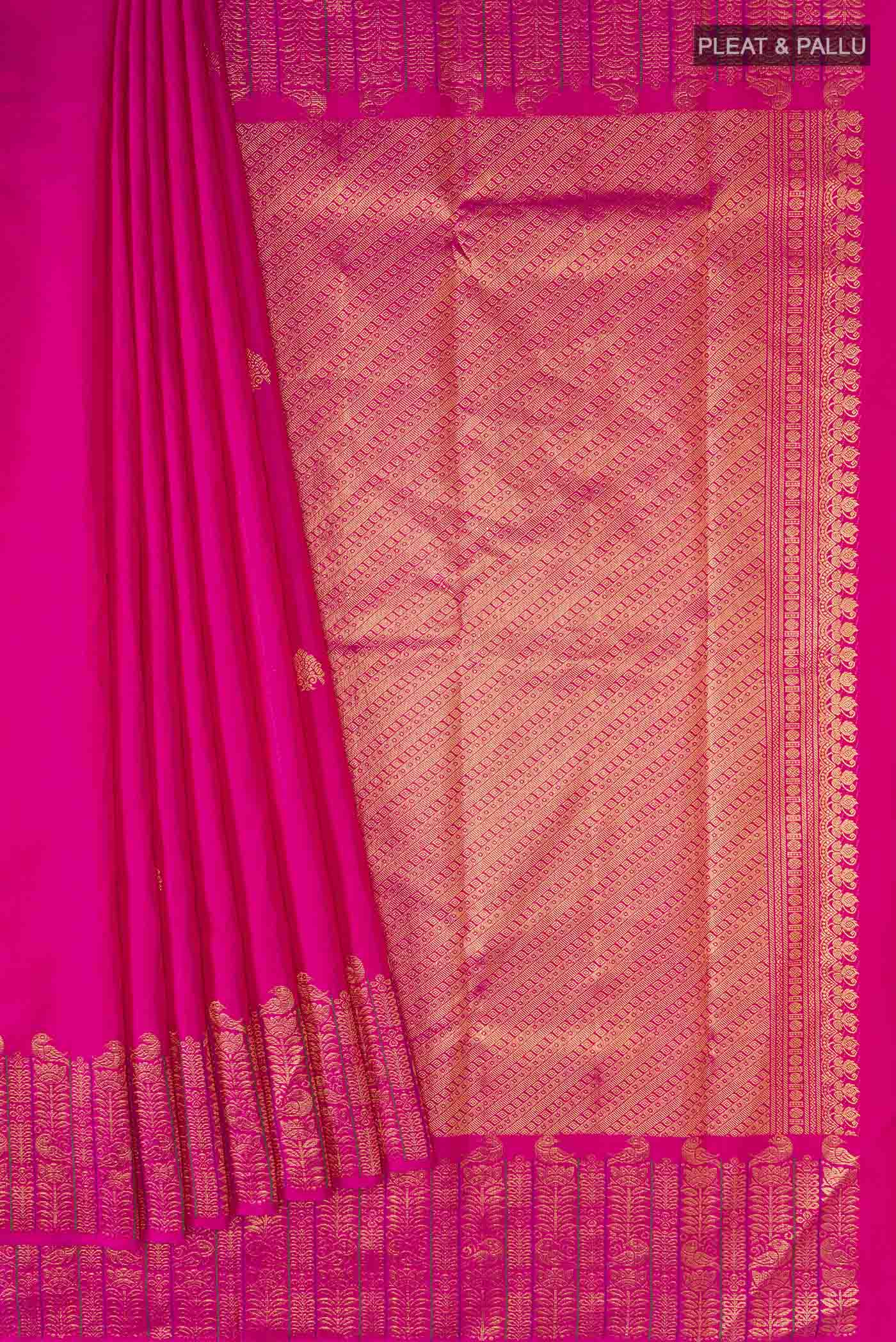 pleats pallu